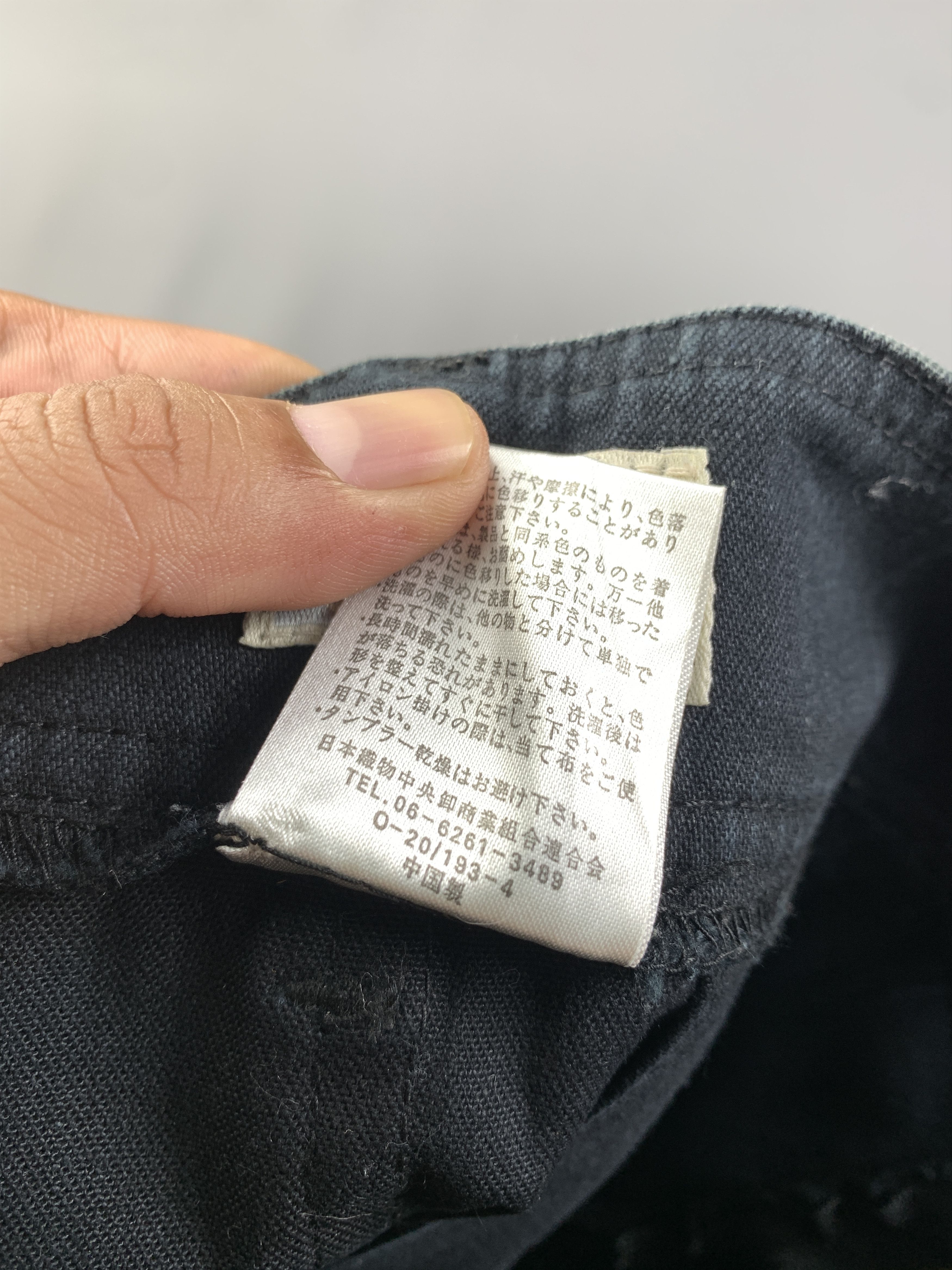 Japanese Brand GF Jeans Black Pleated Pocket Zip Mini Skirt (30) Size 30" / US 8 / IT 44 - 10 Thumbnail