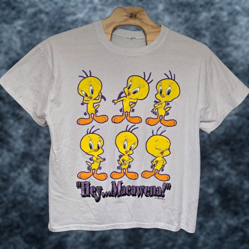 Vintage VINTAGE Tweety-Bird Hey Macawena T-Shirt XL White 1996 Big-Print Single-Stitch Mens Regular XL Shirt Bird Tweety 90s Size US XL / EU 56 / 4 - 1 Thumbnail
