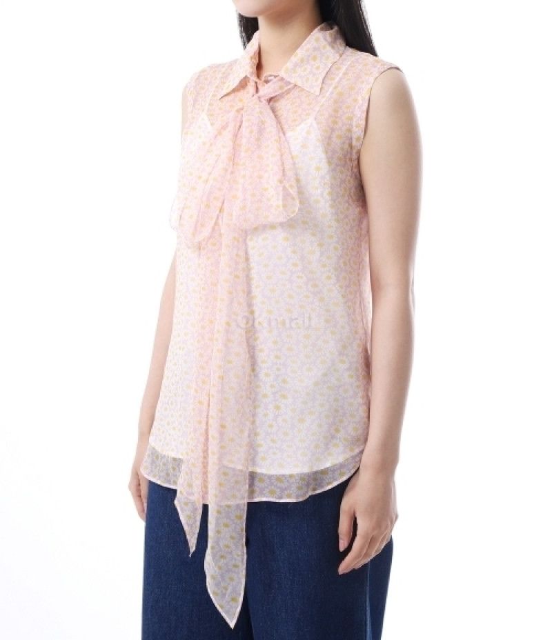 Gucci o1la5ras0526 Printed Silk Top With Neck Bow in Pink Size M / US 6-8 / IT 42-44 - 1 Thumbnail