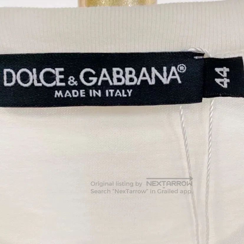 Dolce & Gabbana Dolce & Gabbana White T-Shirt Size 44. Size US S / EU 44-46 / 1 - 6 Thumbnail