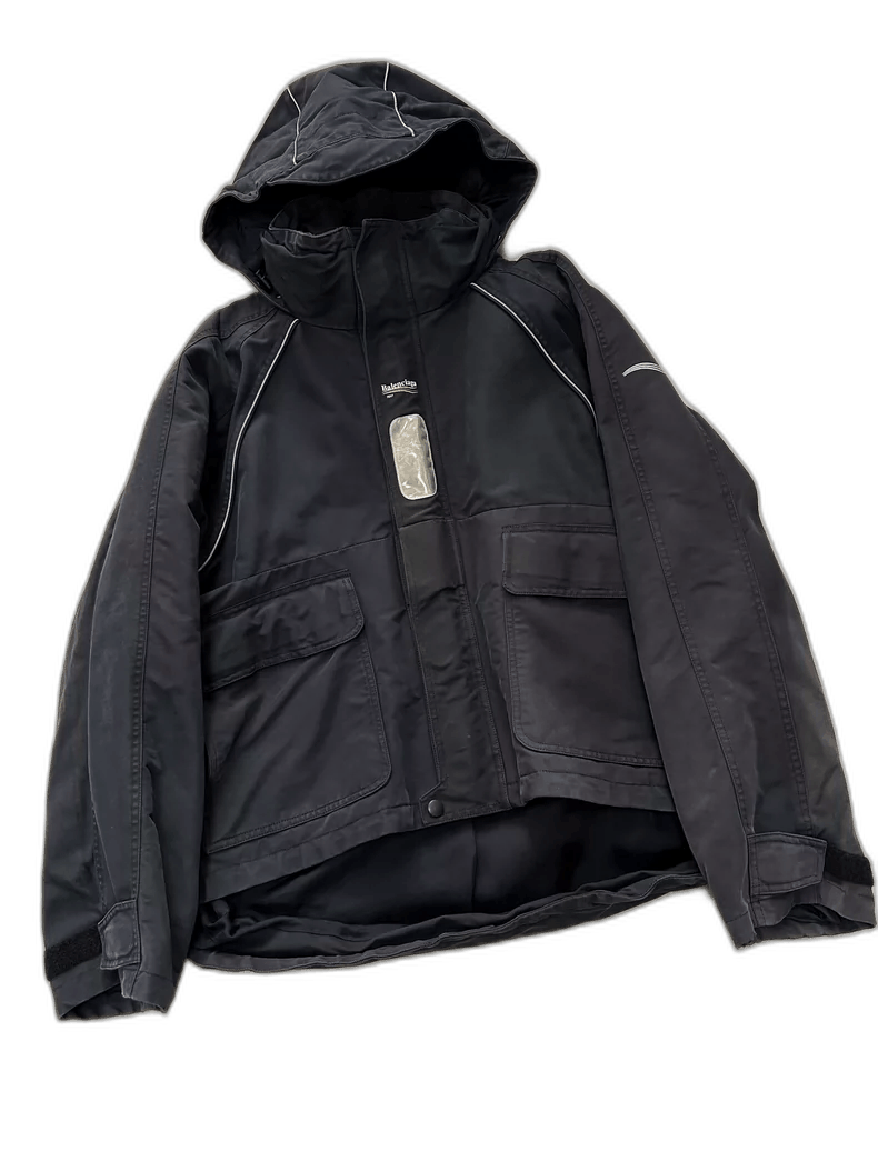 Balenciaga Balenciaga Campaign Swing Parka C shape | Grailed
