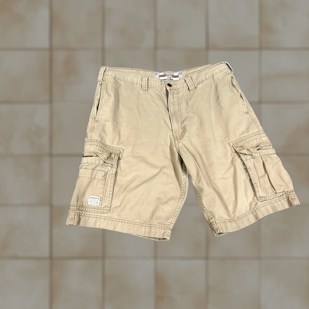 Levi's Levi's Cargo Shorts Mens 38 Khaki Cotton Casual Utility Flat Front Pockets Beige Army Inseam 10in Regular Size 38 Men Size US 38 / EU 54 - 1 Thumbnail