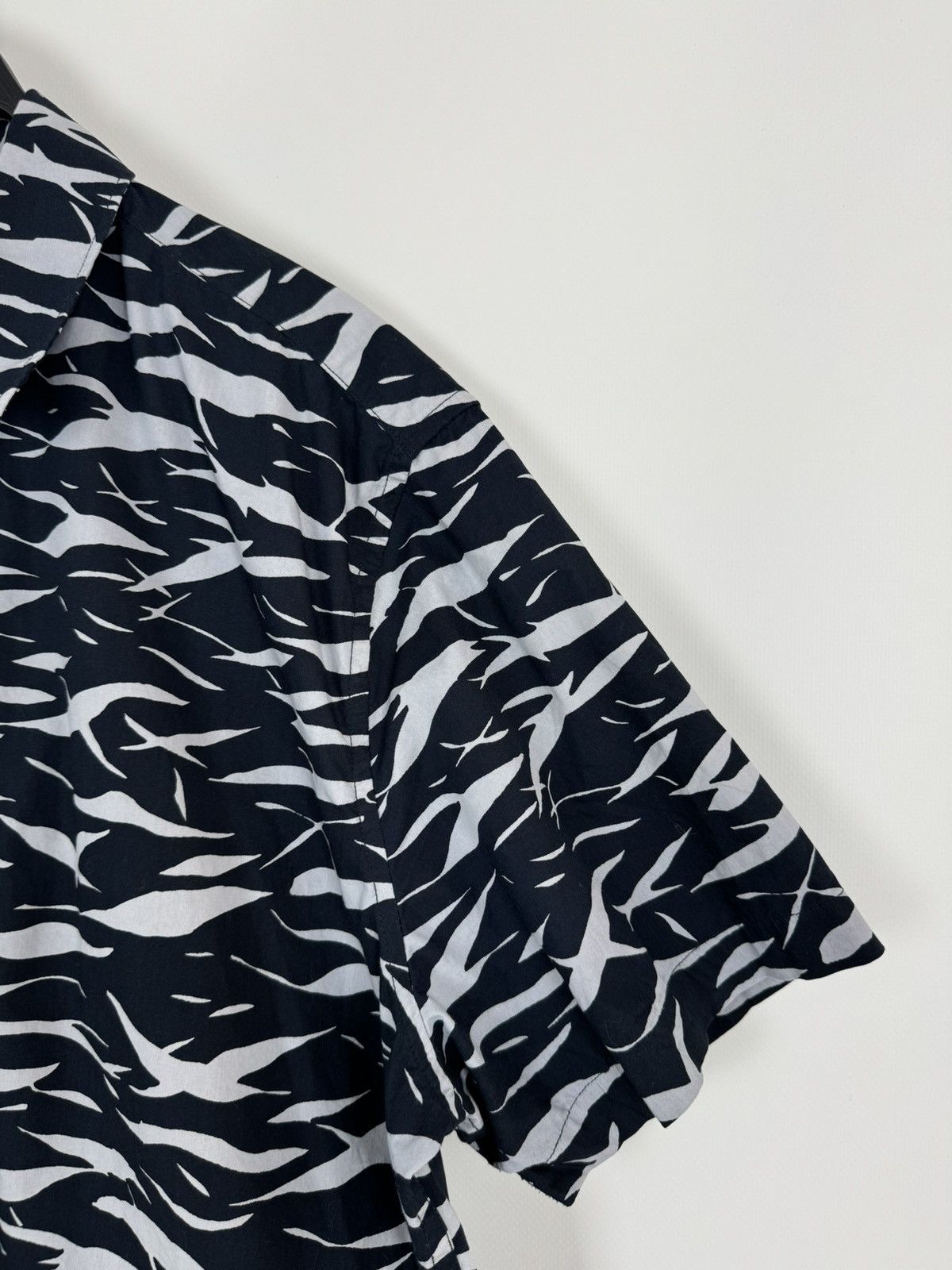 Samsoe Samsoe Samsoe Samsoe Abstract Blue S/S Shirt Size US XL / EU 56 / 4 - 4 Thumbnail