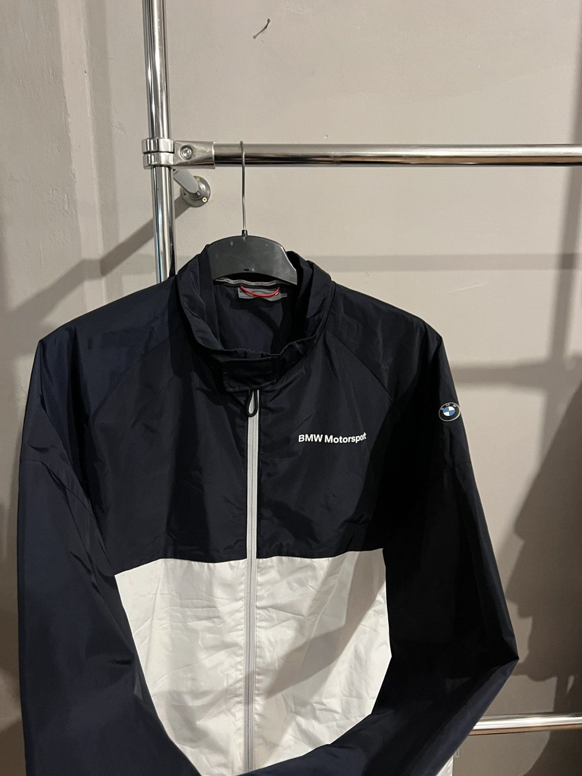 BMW BMW MOTORSPORT WINDBREAKER RACING MENS ZIP JACKET SIZE XL Size US XL / EU 56 / 4 - 13 Thumbnail