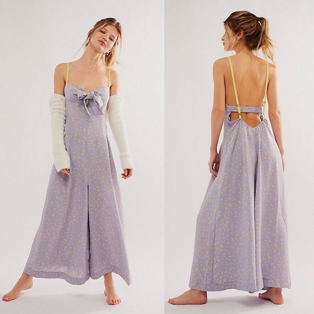 Free People NWT New $128 Free People Coming Home Sky Combo Romper Size Size 26" / US 2 / IT 38 - 1 Thumbnail