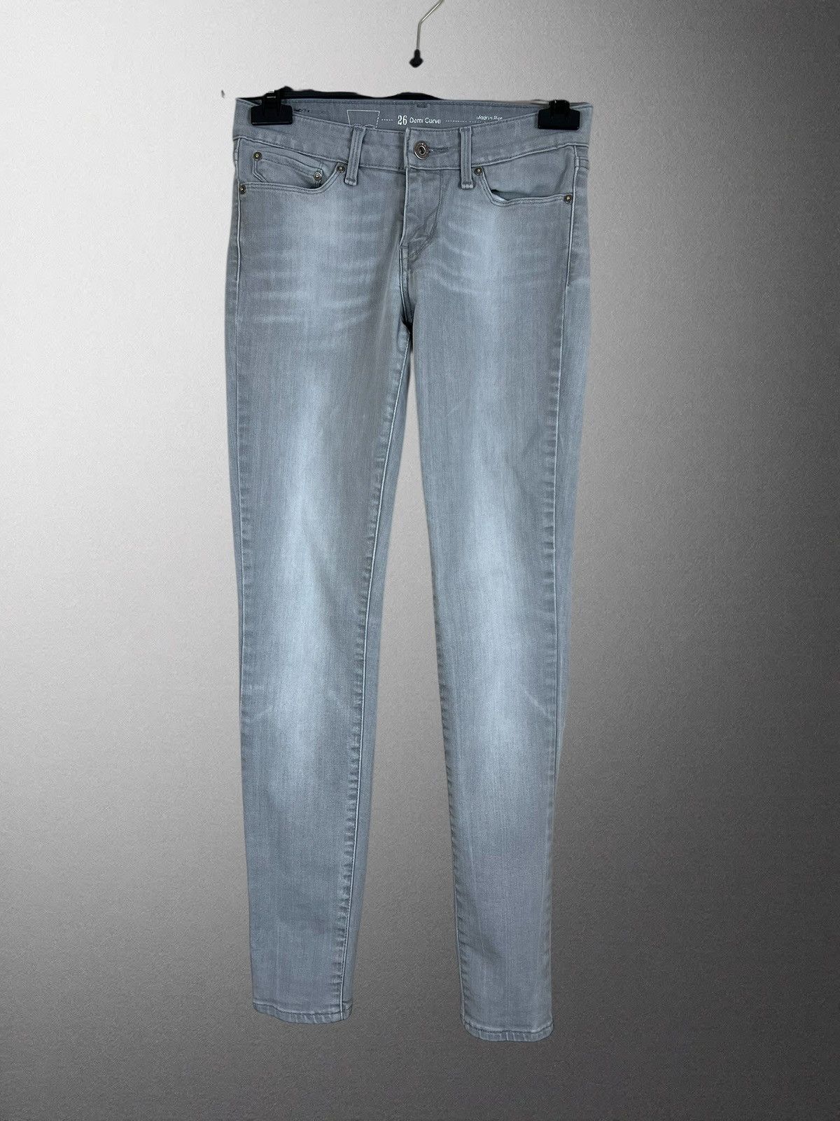 Levi's Levi’s Demi Curve Modern Rise Skinny jeans size W26 L32 Size 26" / US 2 / IT 38 - 1 Thumbnail