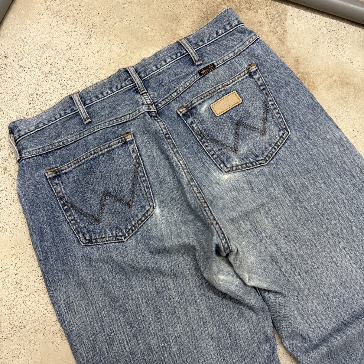 Wrangler Vintage Wrangler Light Wash Distressed Denim Pants Size US 36 / EU 52 - 10 Thumbnail