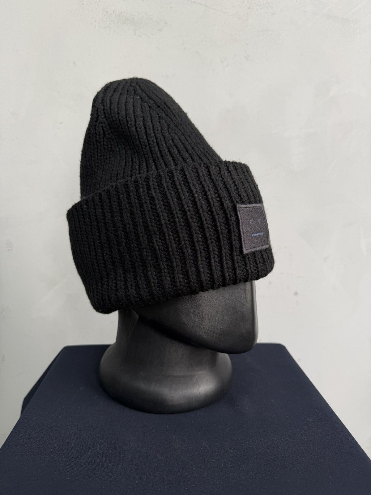 Acne Studios Acne Studios Pansy Beanie Hat Wool Black Size ONE SIZE - 2 Thumbnail