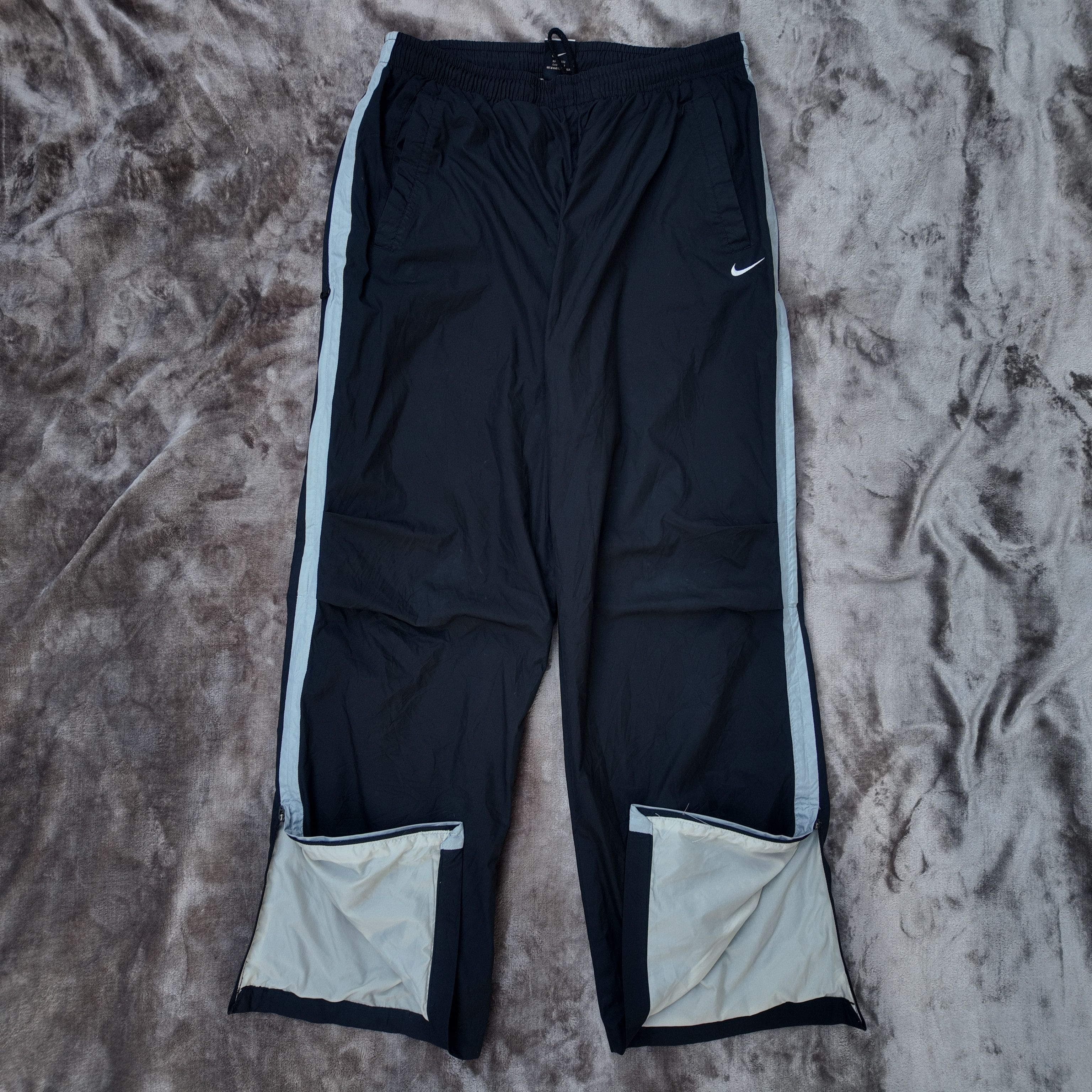 Vintage Y2K Nike Black Track Pants - 5 Pockets Size US 38 / EU 54 - 2 Thumbnail