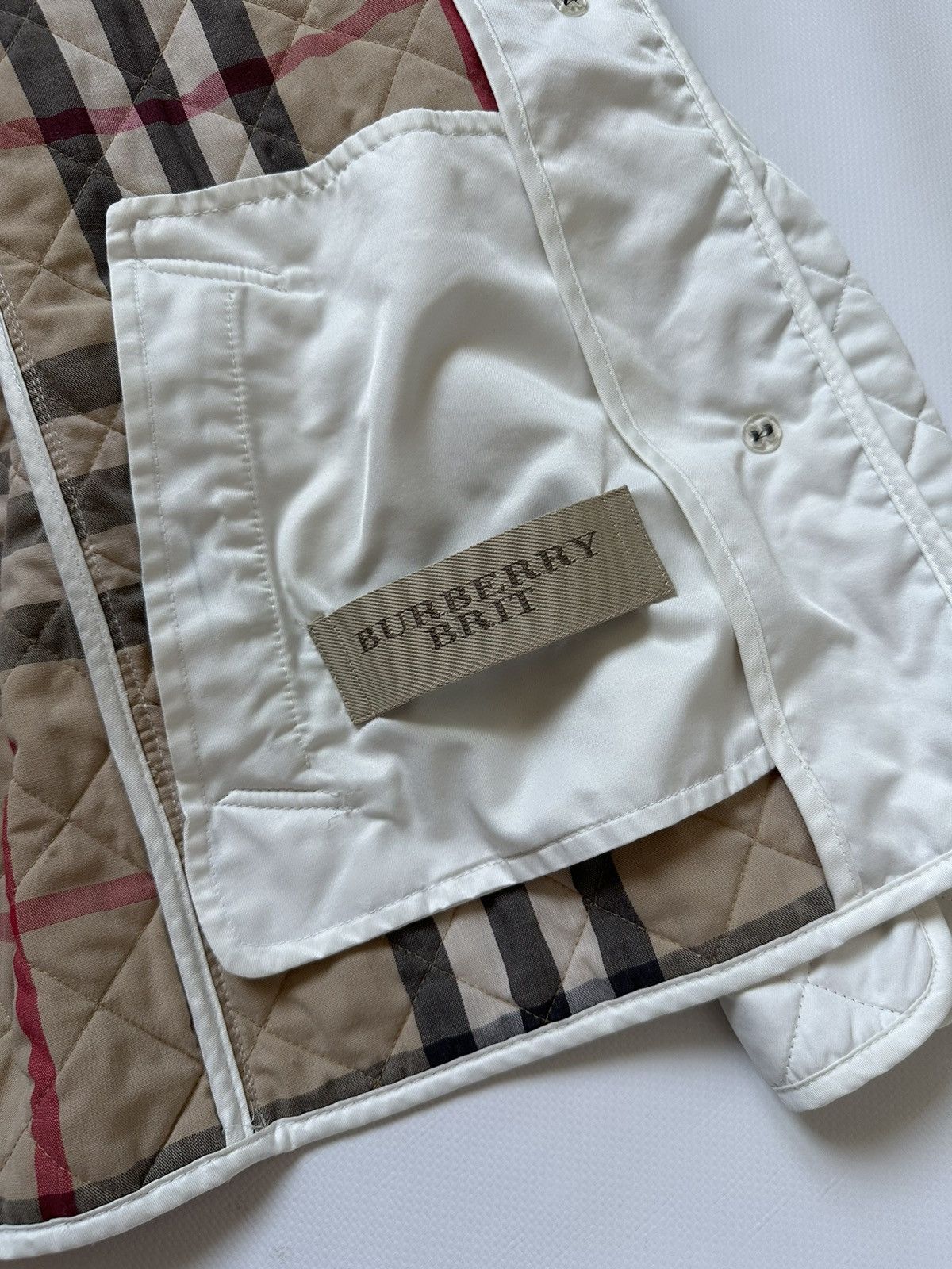 Burberry Burberry Quilted Jacket Size L / US 10 / IT 46 - 10 Thumbnail