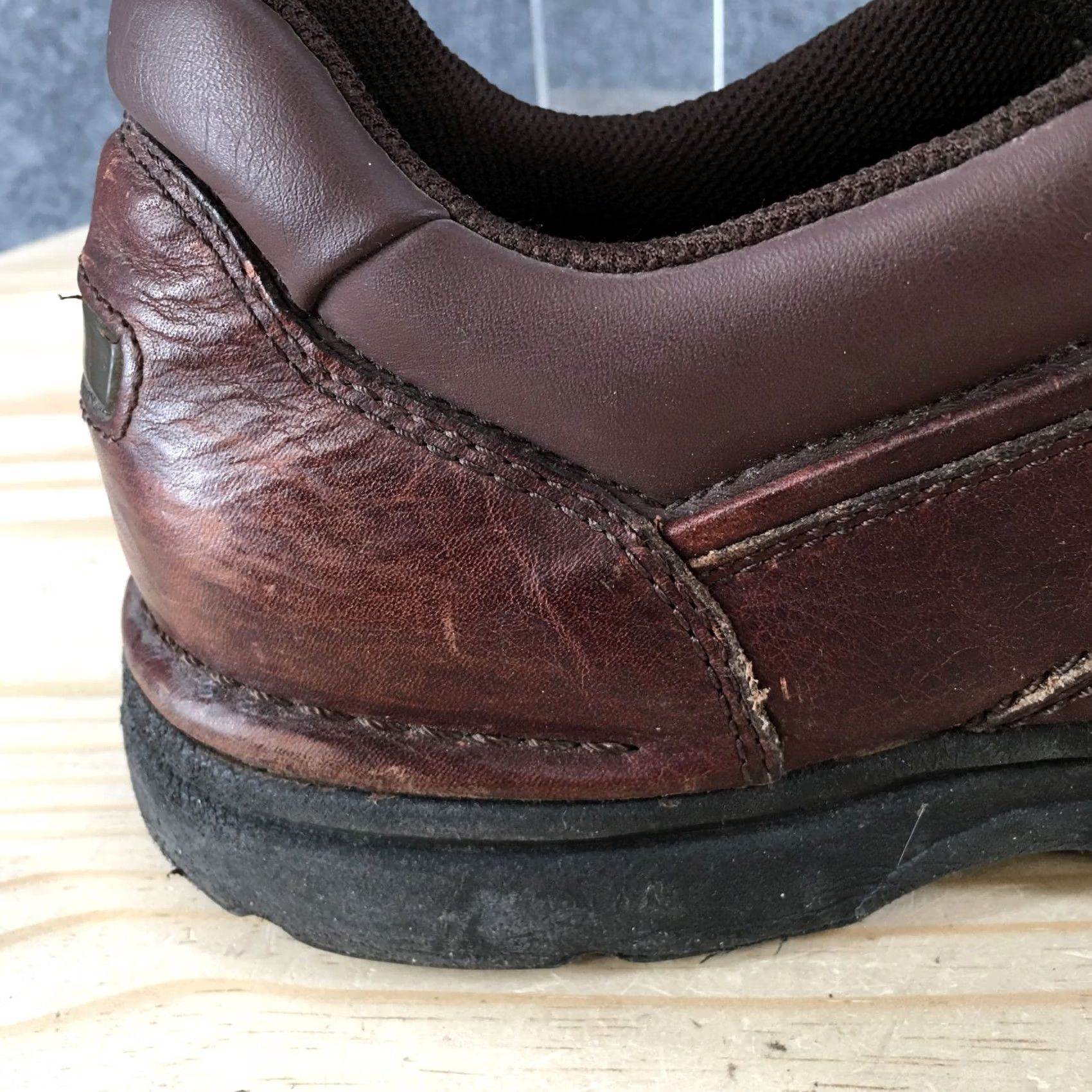 Rockport Rockport Eureka Shoes Mens 12 Walking Sneakers Leather Brown Casual Sneakers Leather Brown Rockport Eureka Mens 12 Size US L / EU 52-54 / 3 - 7 Thumbnail