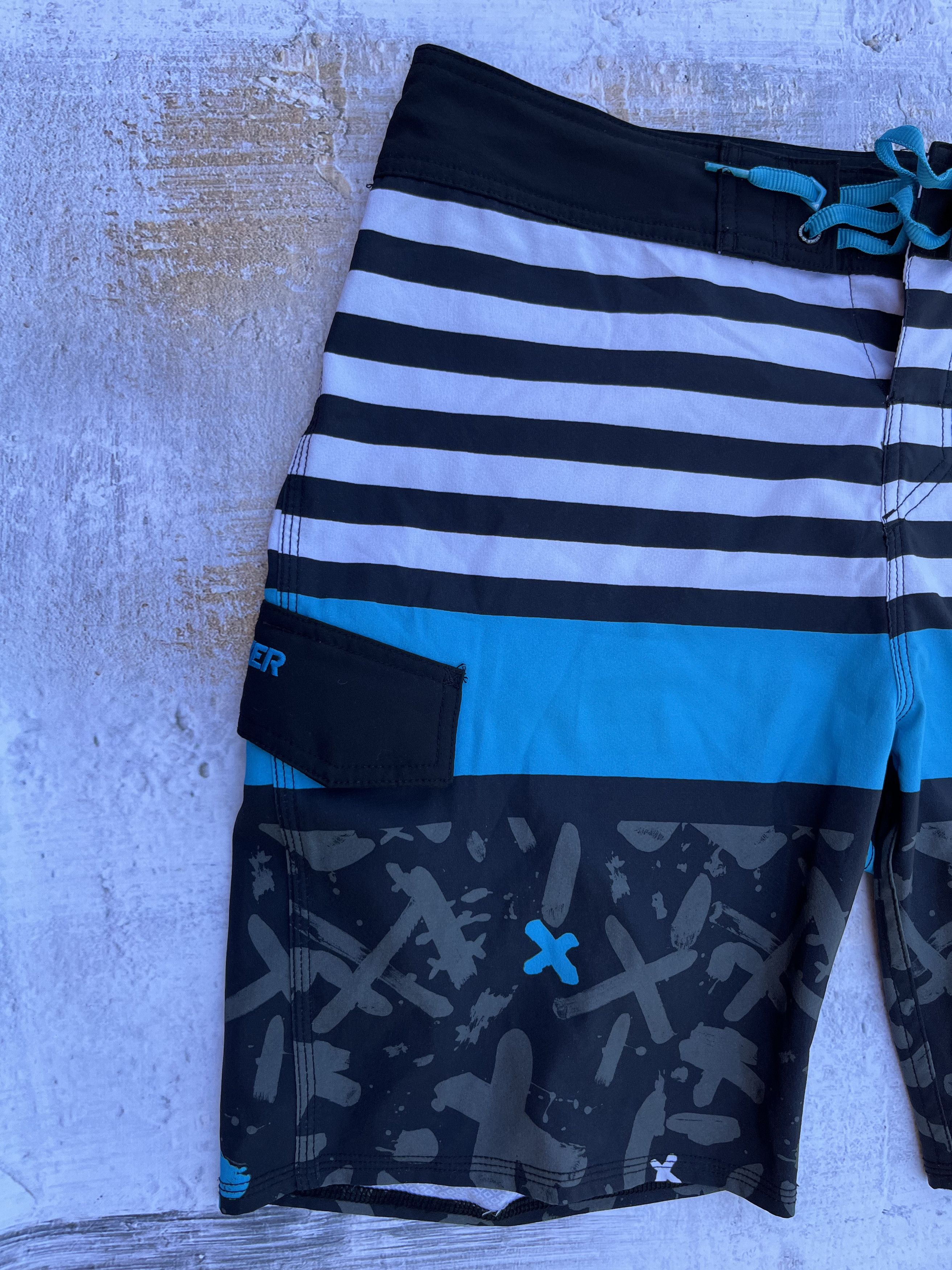 Quiksilver Vintage Swimming Shorts Quiksilver Men's Size 34 Size US 34 / EU 50 - 2 Thumbnail