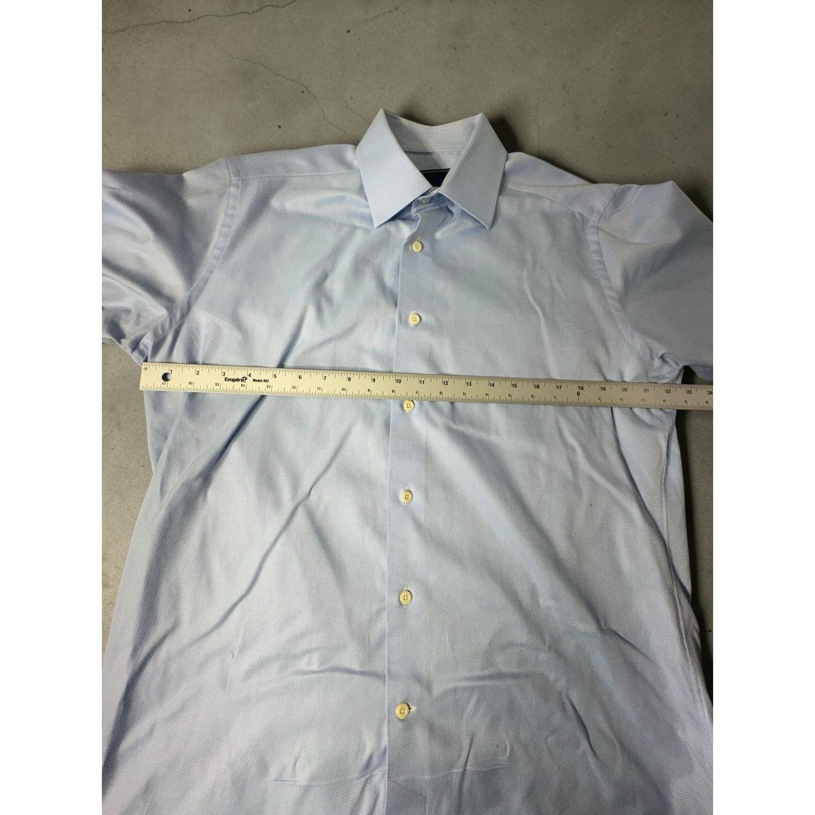 David Donahue David Donahue Dress Shirt 16.5 32/33 Light Blue Trim Fit Size US M / EU 48-50 / 2 - 2 Thumbnail