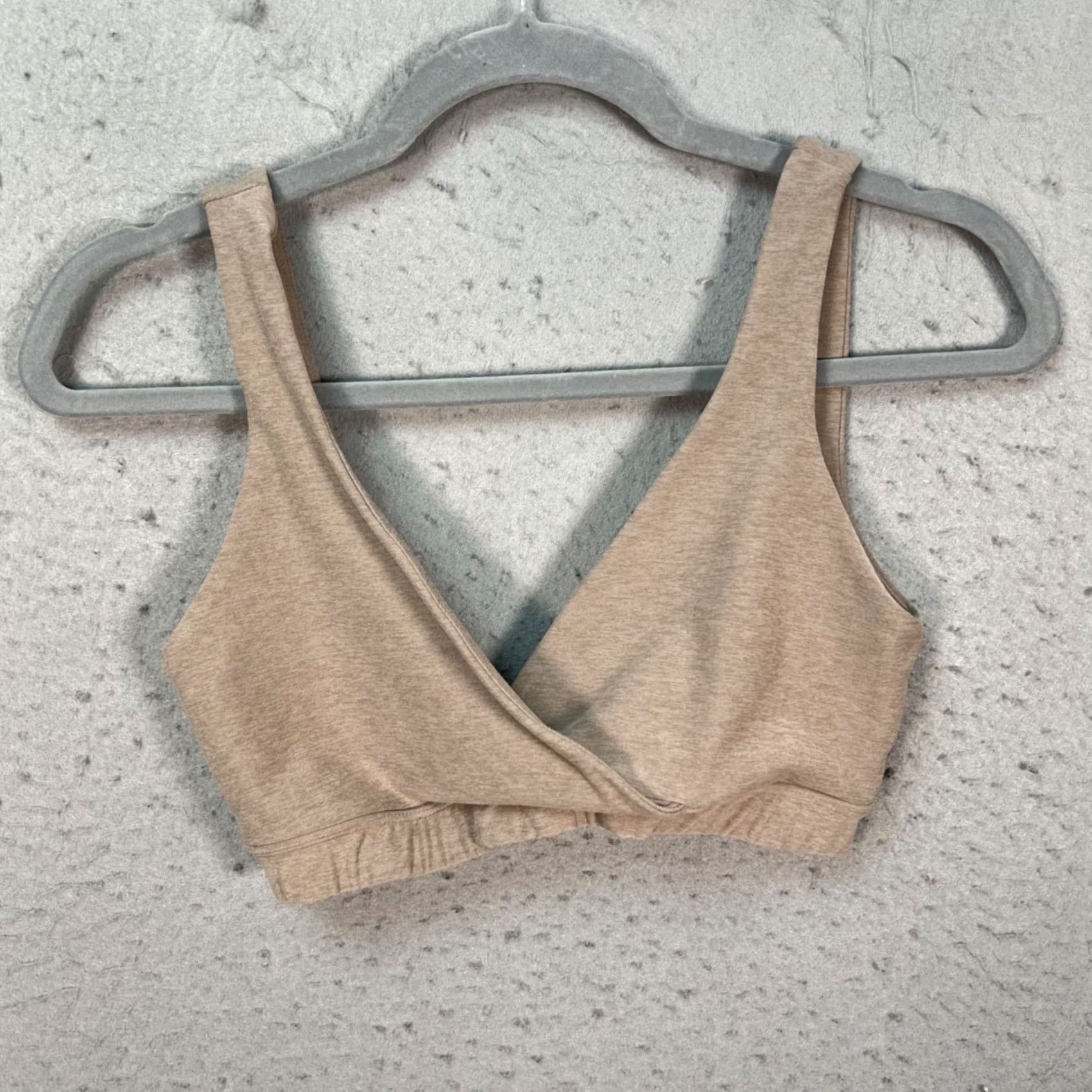 Beyond Yoga Beyond Yoga Womens Size Small Tan V-Neck Stretch Bralette Made In USA Sports Bra Size ONE SIZE - 2 Thumbnail