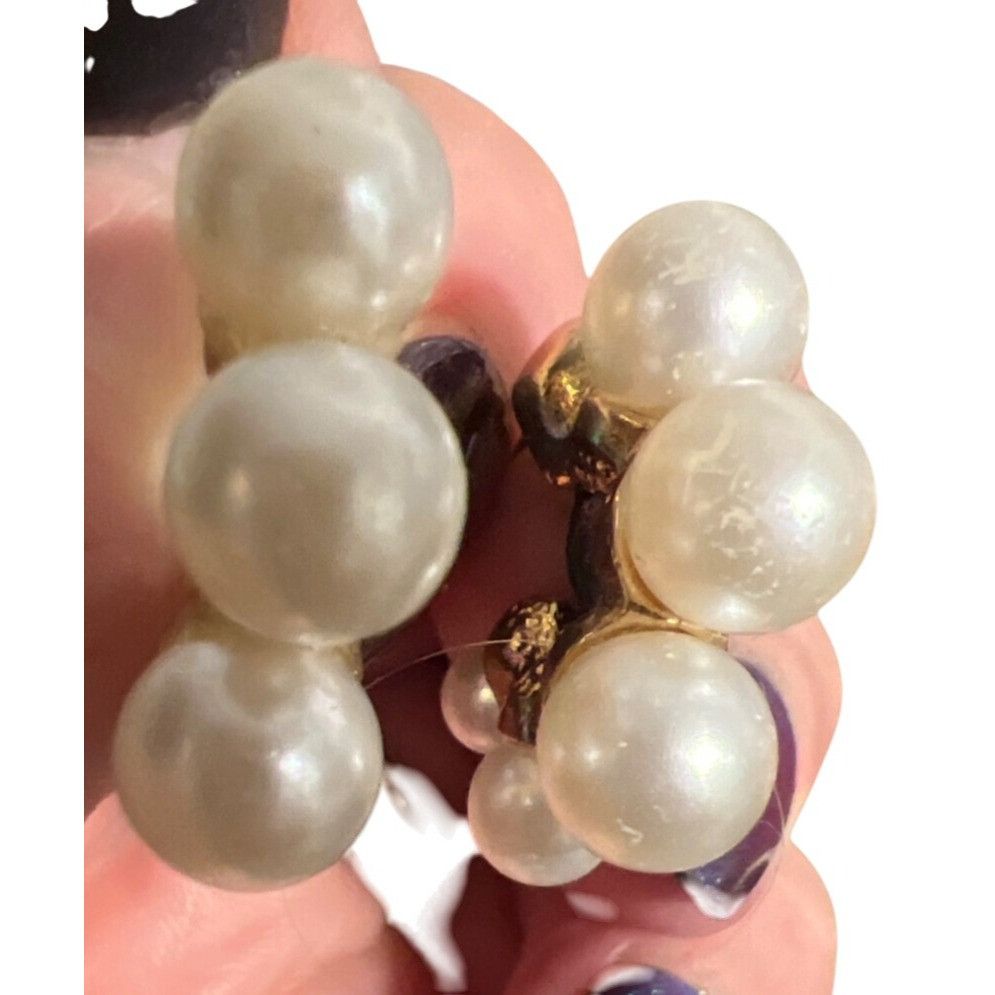 Other Gold Tone Faux Pearl Hoop Earrings Graduated Pierced 1" Acro Size ONE SIZE - 2 Thumbnail