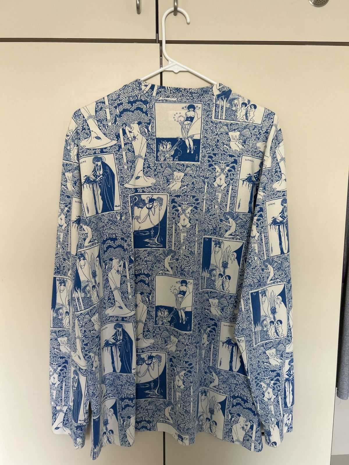 Supreme Supreme Salome L/S Top Size US L / EU 52-54 / 3 - 2 Thumbnail