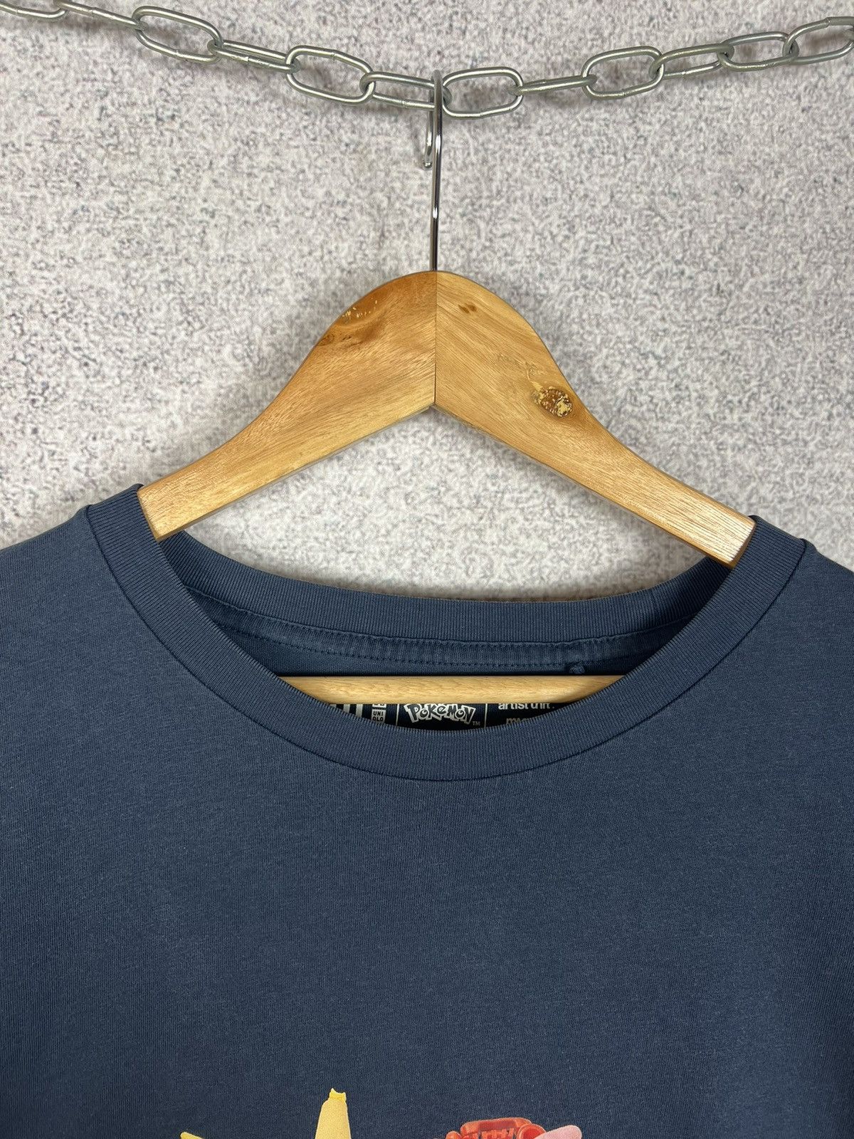 Uniqlo Uniqlo x Pokémon Tee Magma Artist T-Shirt Size US XL / EU 56 / 4 - 4 Thumbnail
