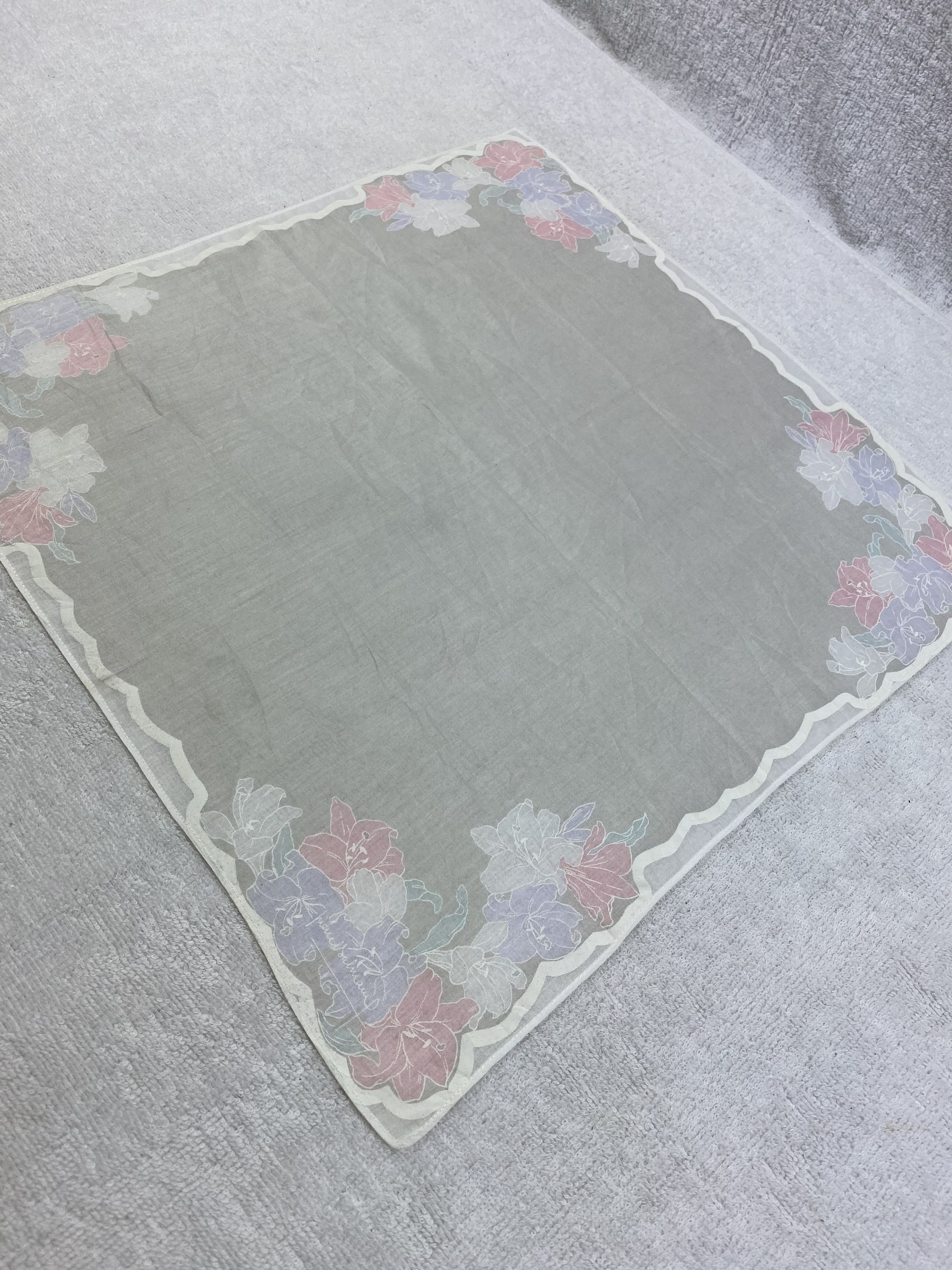 Pierre Balmain × Vintage Pierre Balmain Handkerchief / Bandana / Neckerchief Size ONE SIZE - 4 Thumbnail