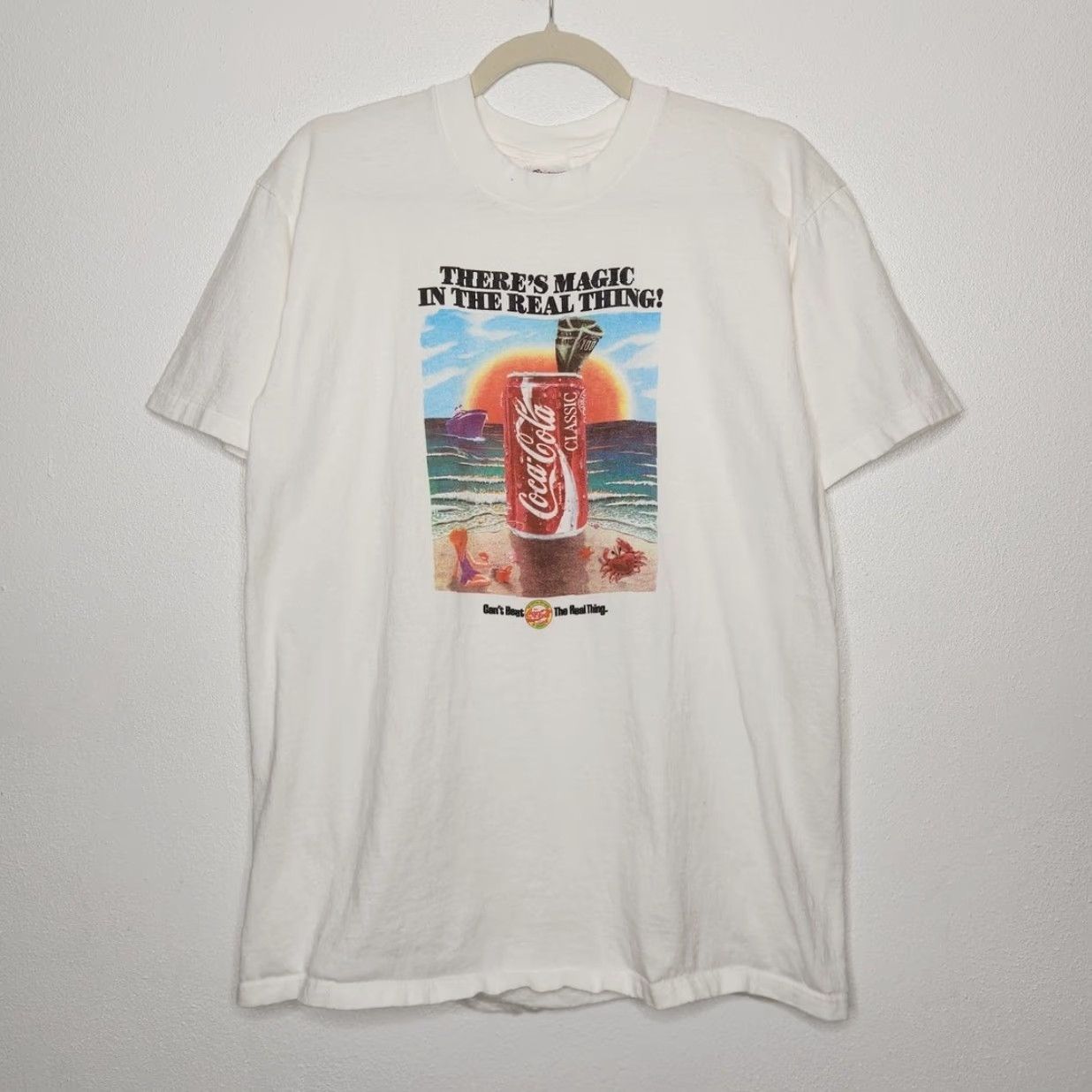 Vintage VINTAGE Coca Cola Magic Money Stedman Beach Art Promo Shirt Large White Unisex Adults L Size US L / EU 52-54 / 3 - 2 Thumbnail