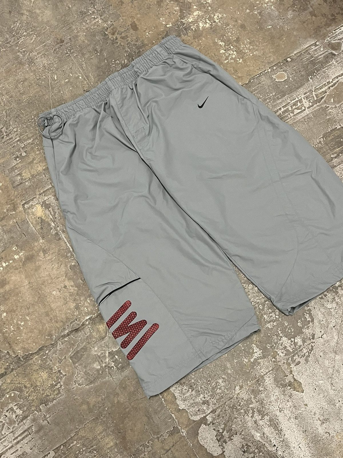 Nike × Vintage Nike rare vintage Nike shox utility nylon baggy fit shorts Size US 30 / EU 46 - 2 Thumbnail