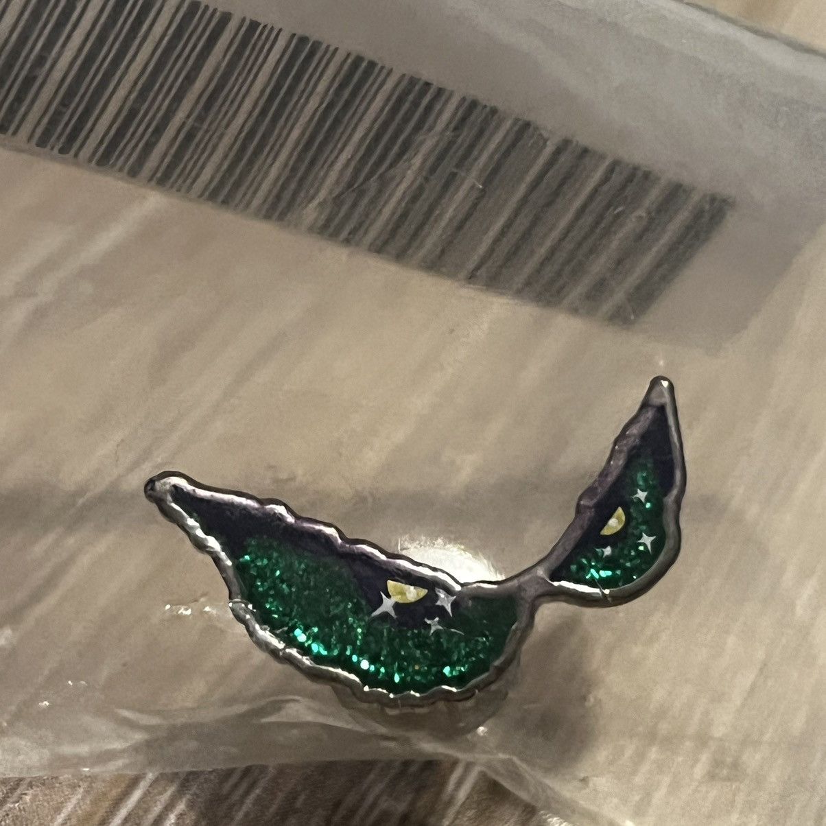 Supreme Supreme Eyes Pin Size ONE SIZE - 4 Thumbnail