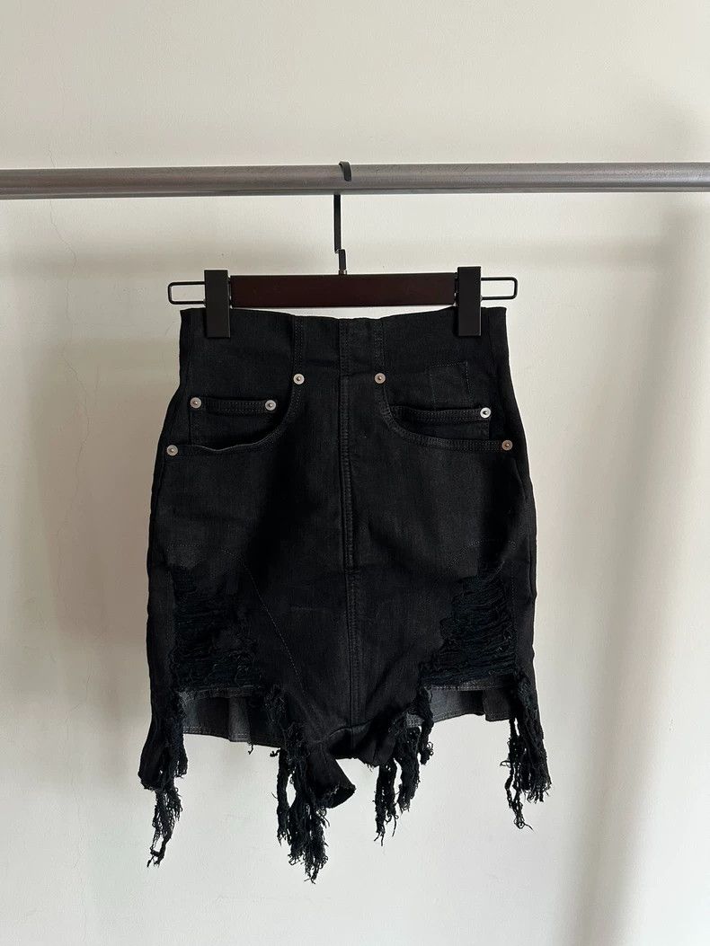 Rick Owens Rick Owens size xs 24SS Wash Break Fringe Hot Pants Shorts Size 23" - 1 Thumbnail
