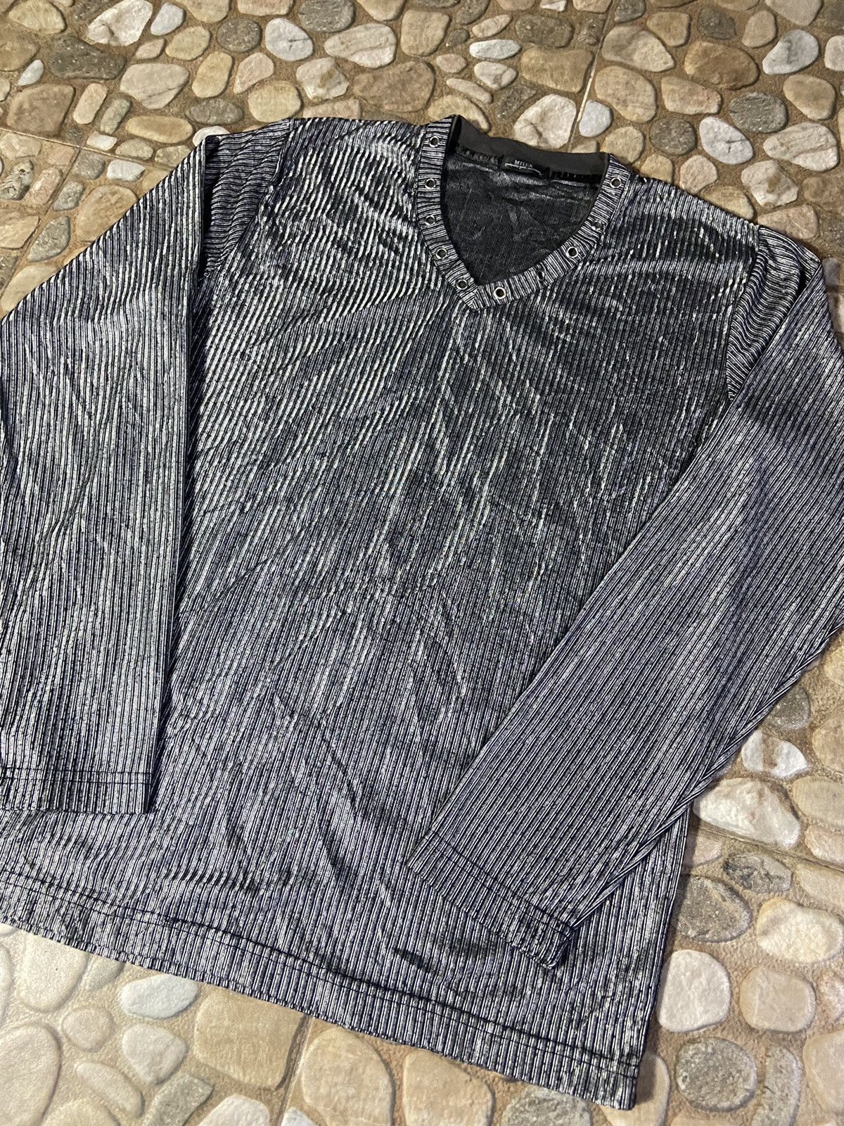 If Six Was Nine VTG Y2K mitex long sleeve t-shir knite waffel metalic Size US M / EU 48-50 / 2 - 2 Thumbnail