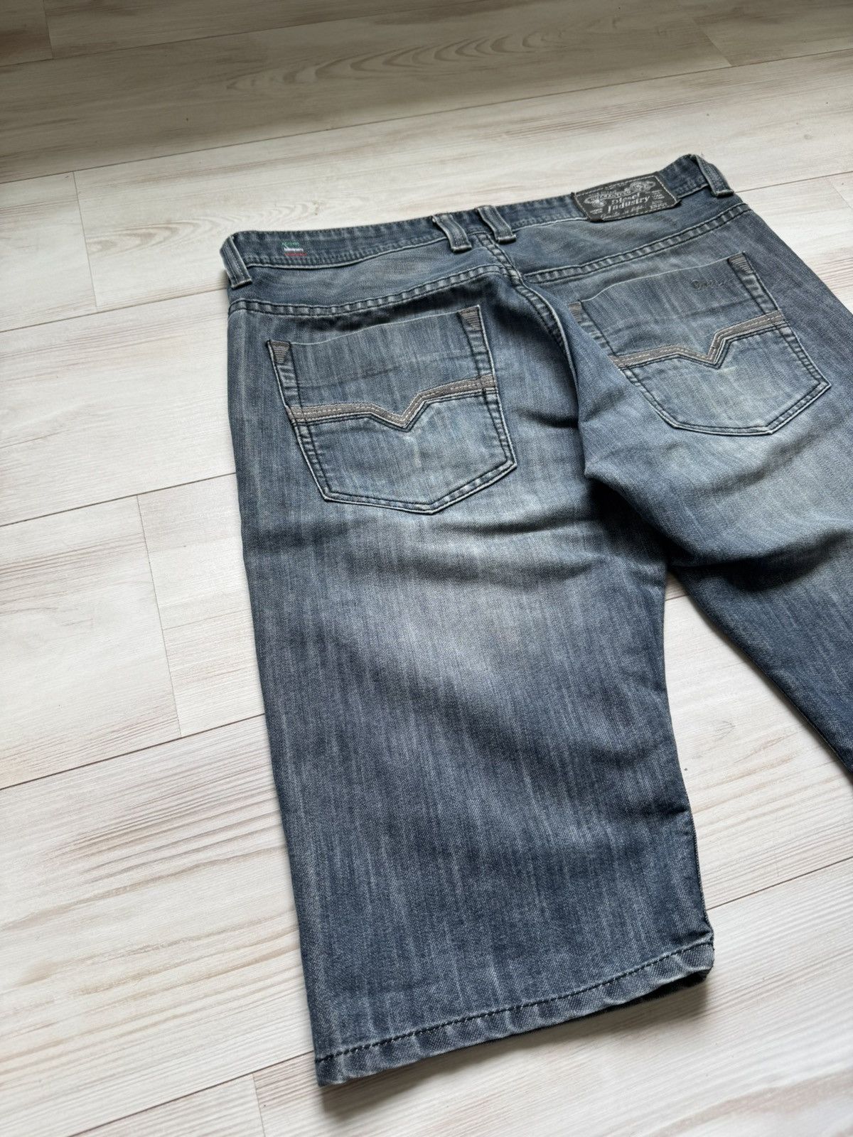 Diesel Diesel made in Italy denim shorts streetwear designer style Size US 33 - 11 Thumbnail