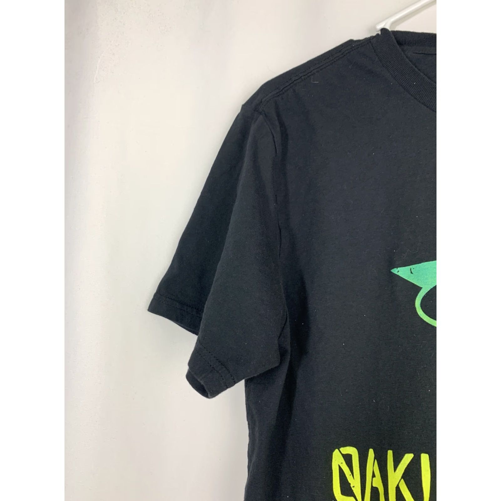 Oakley Oakley Men T-Shirt Regular Fit Black Cotton Short Sleeve M Logo Graphic 20” Chest 21” Length 9” Sleeves Size US M / EU 48-50 / 2 - 4 Thumbnail