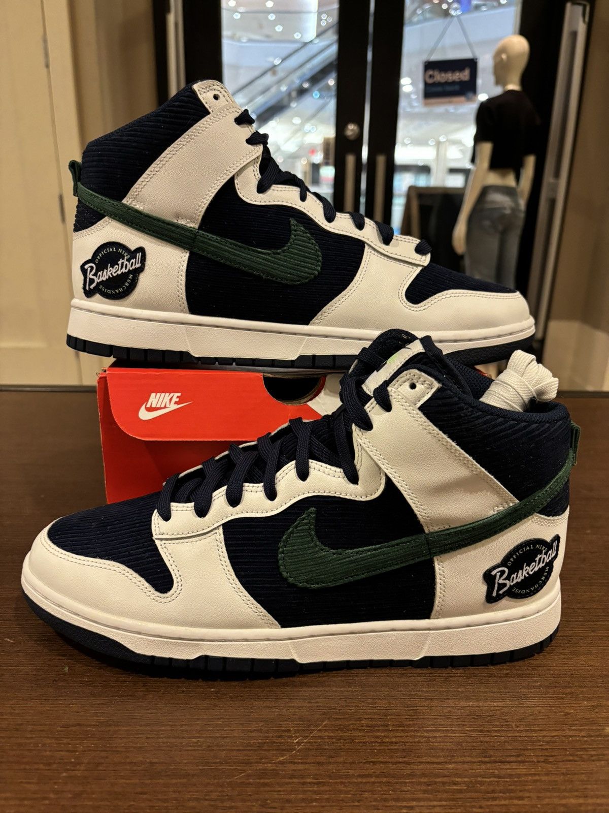 Basketball Sneaker Retail Dunk High Nike Dunk High Retro Men's Nike CA