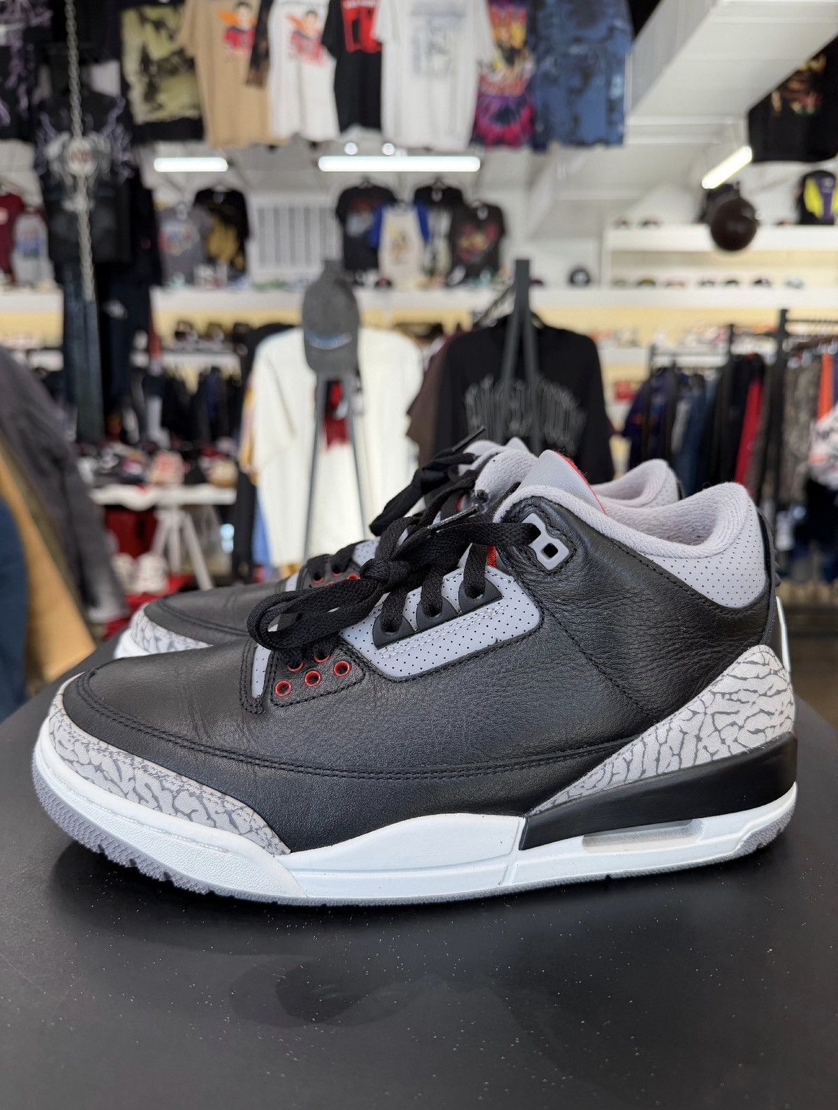 Jordan Brand Air Jordan 3 Black Cement Size 8.5 (2024) Size US 8.5 / EU 41-42 - 7 Thumbnail