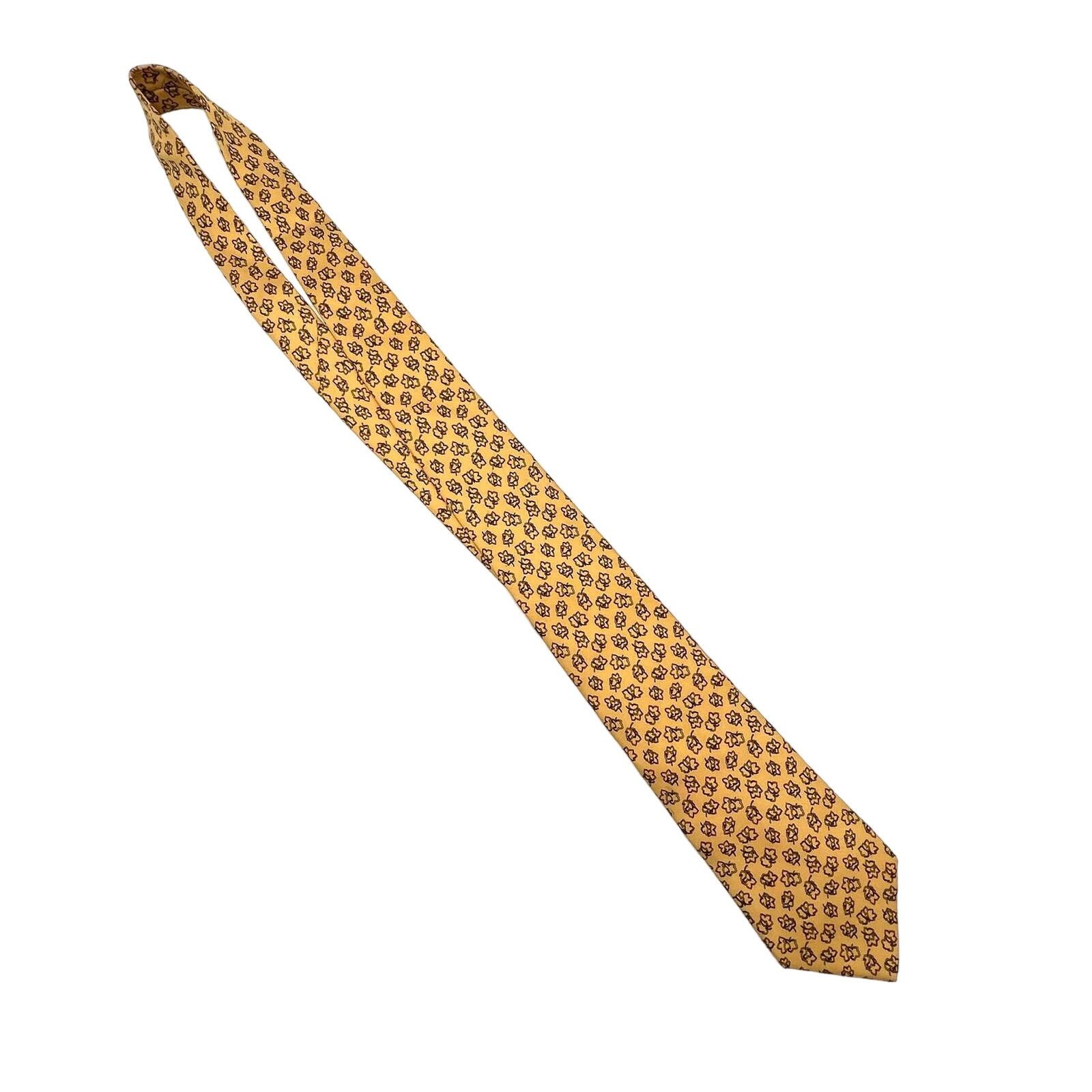 Salvatore Ferragamo Salvatore Ferragamo Leaf Print Motif Silk Tie Yellow Size ONE SIZE - 2 Thumbnail
