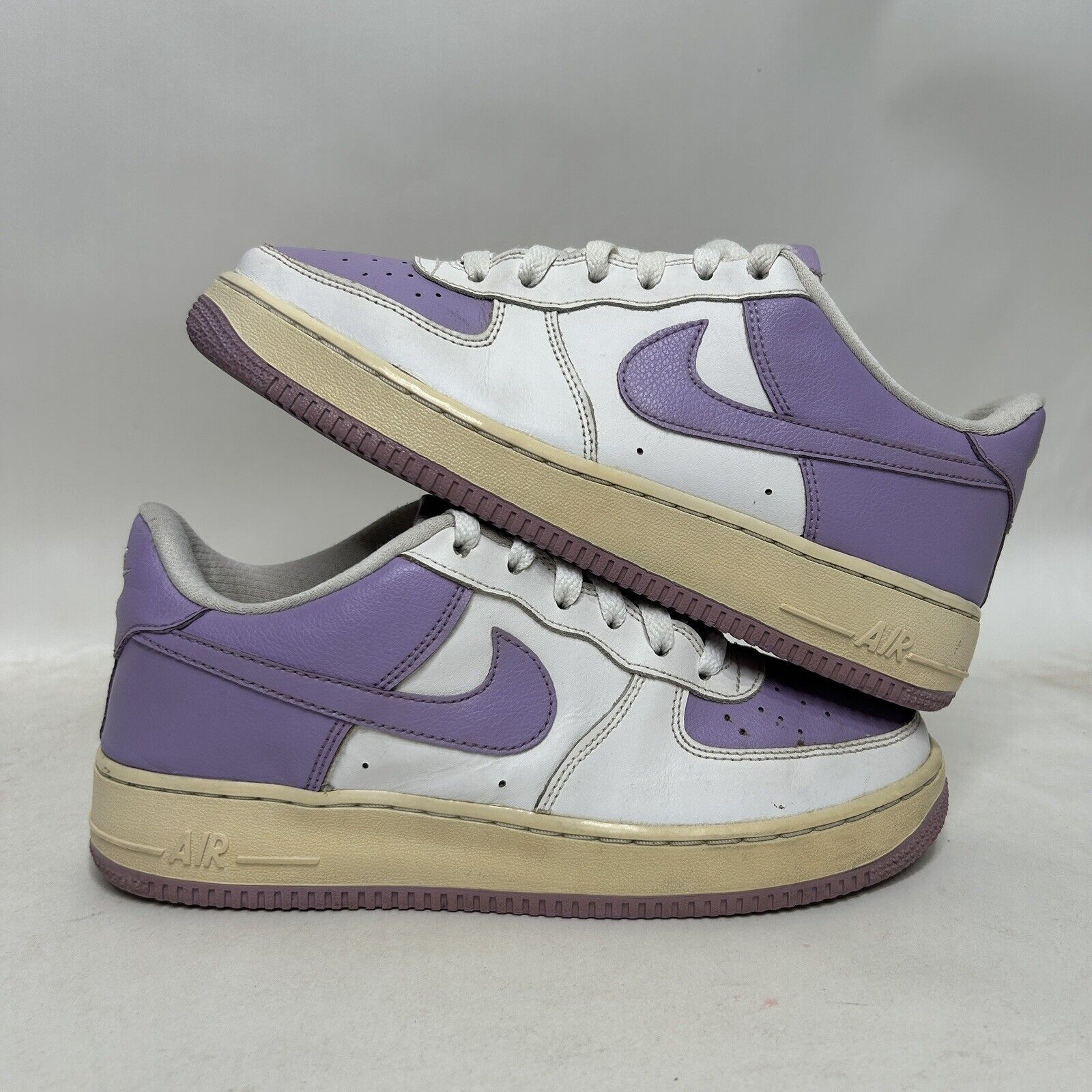 Nike Nike Shoes Air Force 1 GS “White Purple” 2024 Size US 8.5 / IT 38.5 - 1 Thumbnail