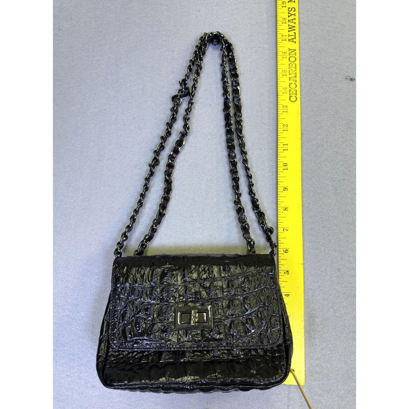Vintage Scheilan Shoulder Bag Womens Mini Black Crocodile Leather Chain Strap Turn Lock Size ONE SIZE - 6 Thumbnail