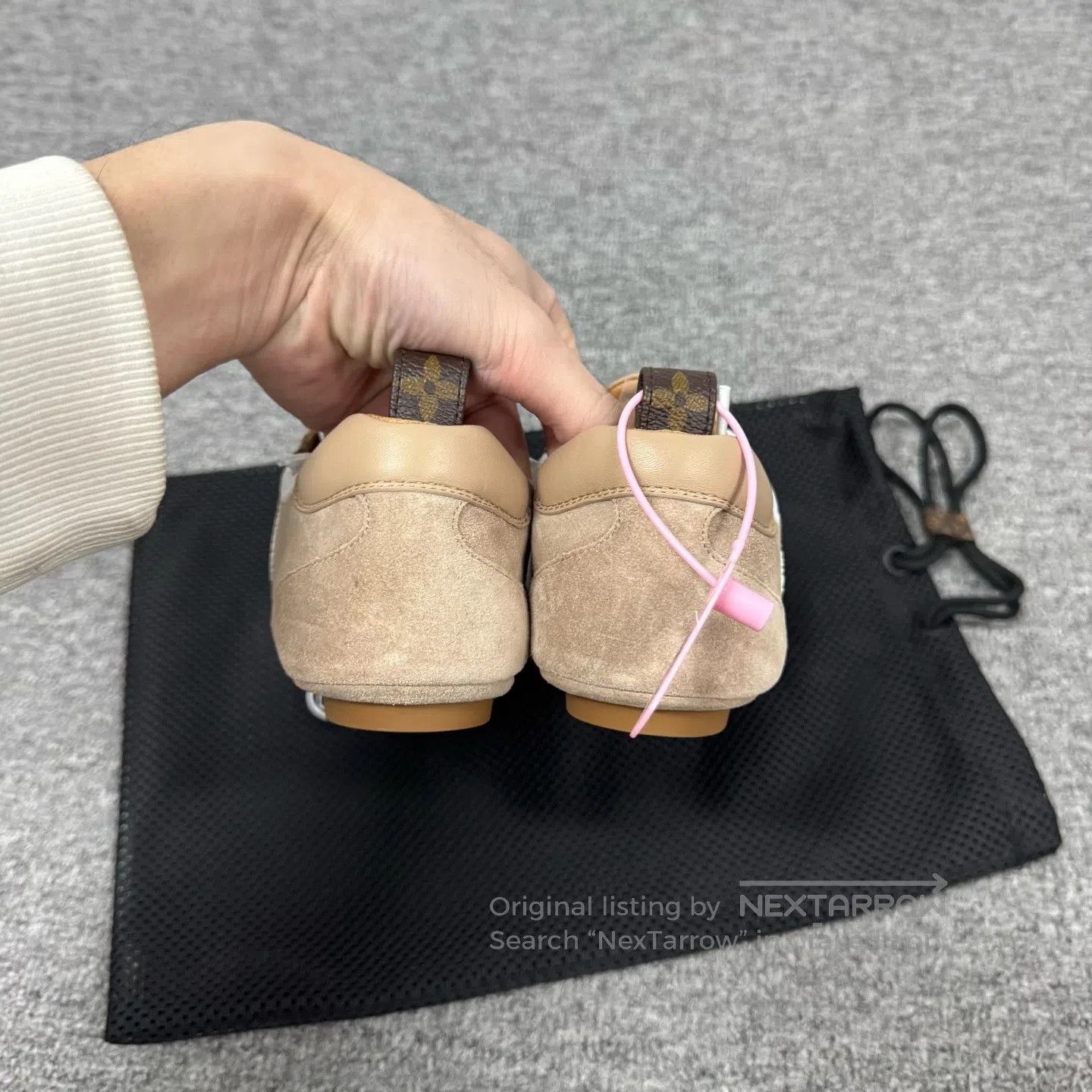 Louis Vuitton Louis Vuitton size 38 Waisted design; metal buttons; medium Size M / US 6-8 / IT 42-44 - 5 Thumbnail