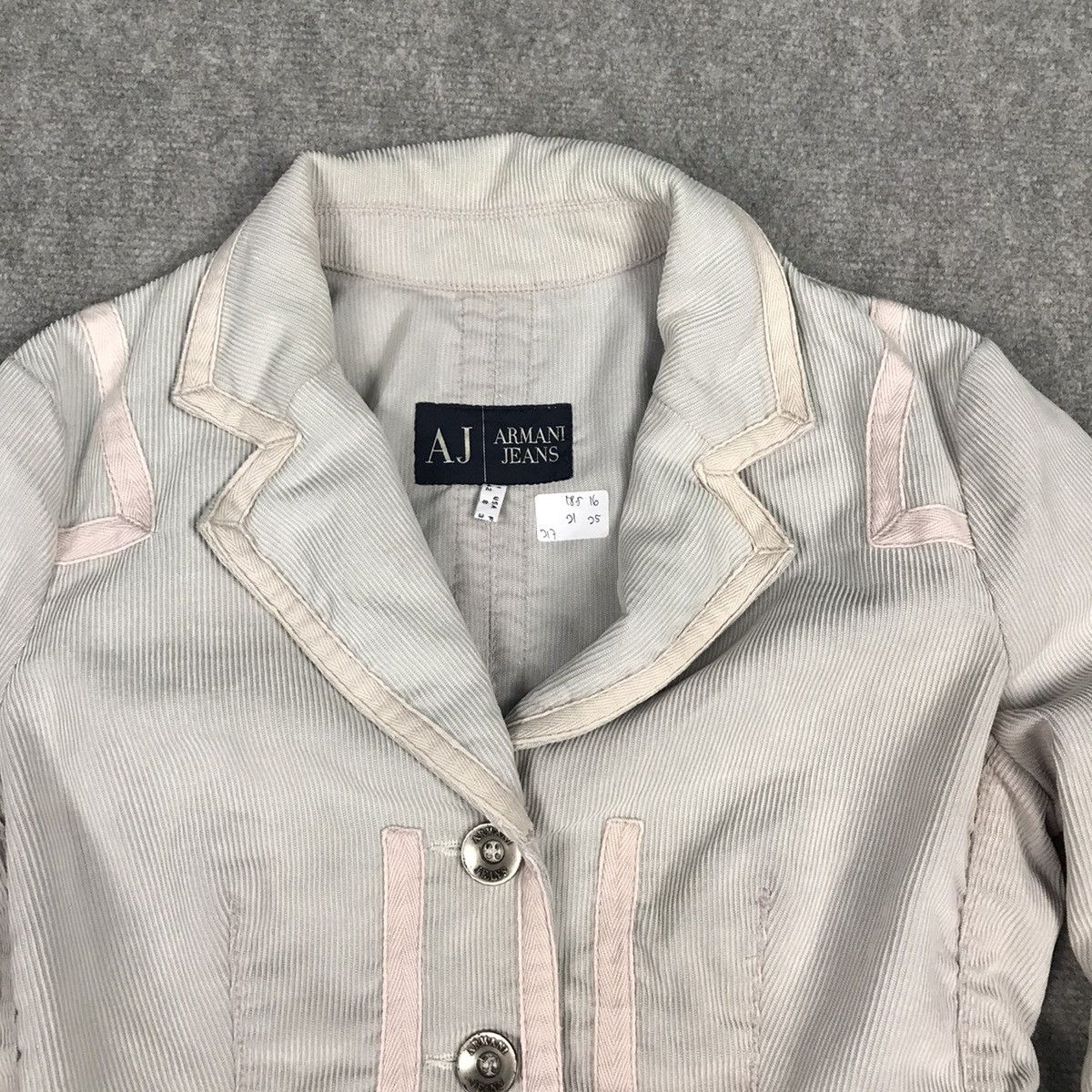 Armani × Japanese Brand ARMANI JEANS WOMAN BLAZER COAT Size XS / US 0-2 / IT 36-38 - 2 Thumbnail