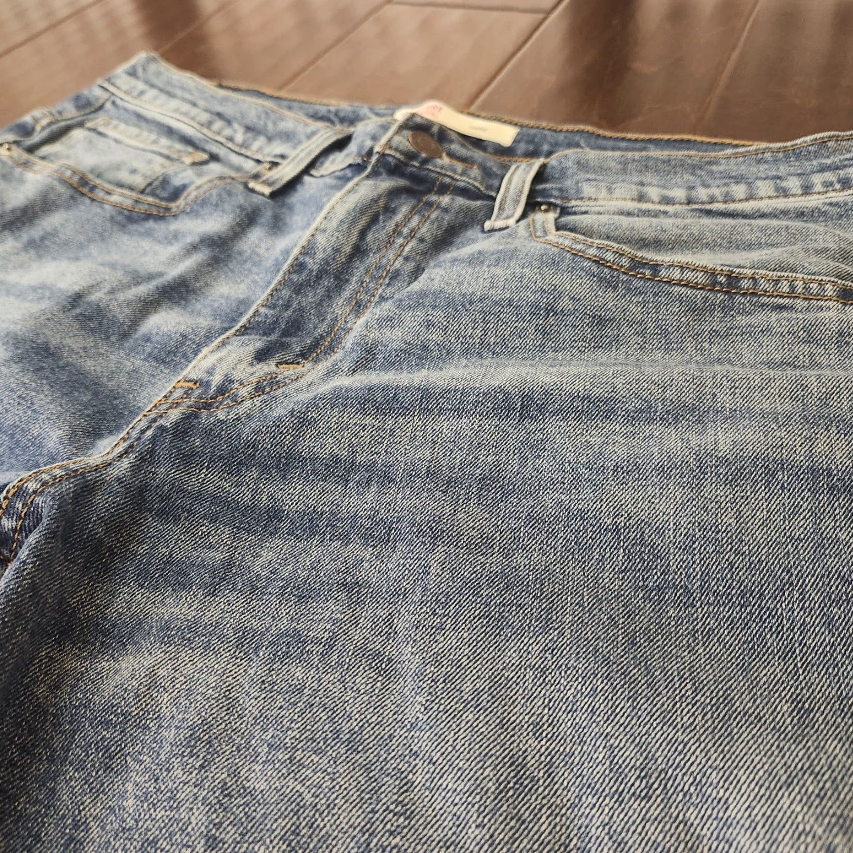 Levi's Levi's Signature Loose Jeans Mens 33x30 Blue Straight Leg Faded 5-Pocket USA 90s City Mens Size US 33 - 7 Thumbnail