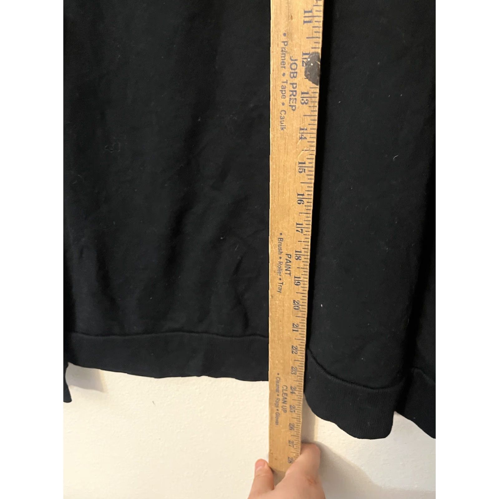 Gloria Vanderbilt Gloria Vanderbilt Sweatshirt Black LS Embellished Crew Neck Lace Size L Women Drk Black All Seasons Casual, Workwear, Travel Size L / US 10 / IT 46 - 4 Thumbnail