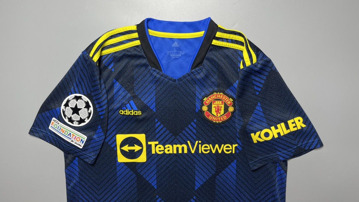 Nike MAN UNITED ADIDAS 2021/2022 FOOTBALL THIRD JERSEY #7 RONALDO Size US L / EU 52-54 / 3 - 3 Thumbnail