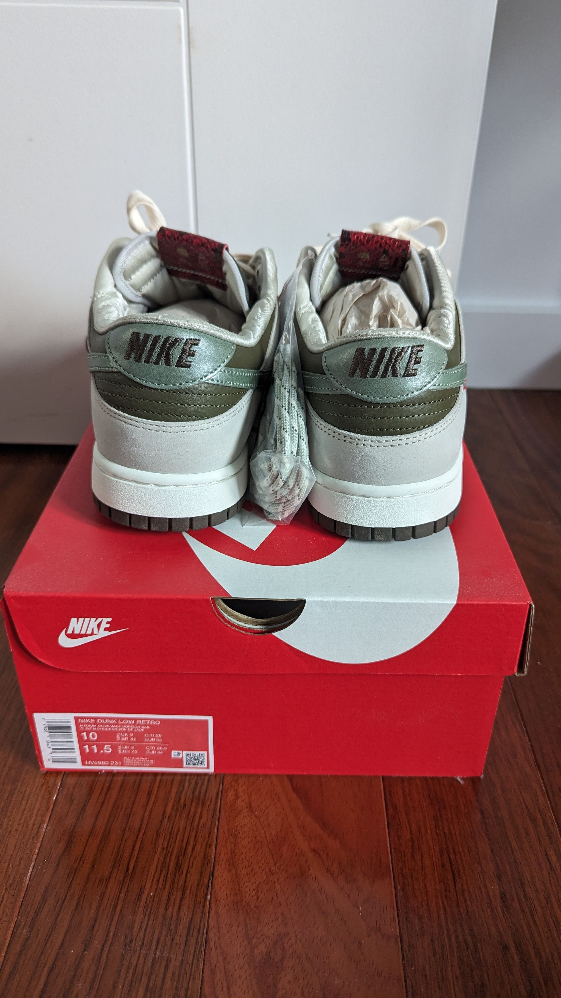 Nike Nike Dunk low 2025 Year of the Snake Size US 10 / EU 43 - 4 Thumbnail