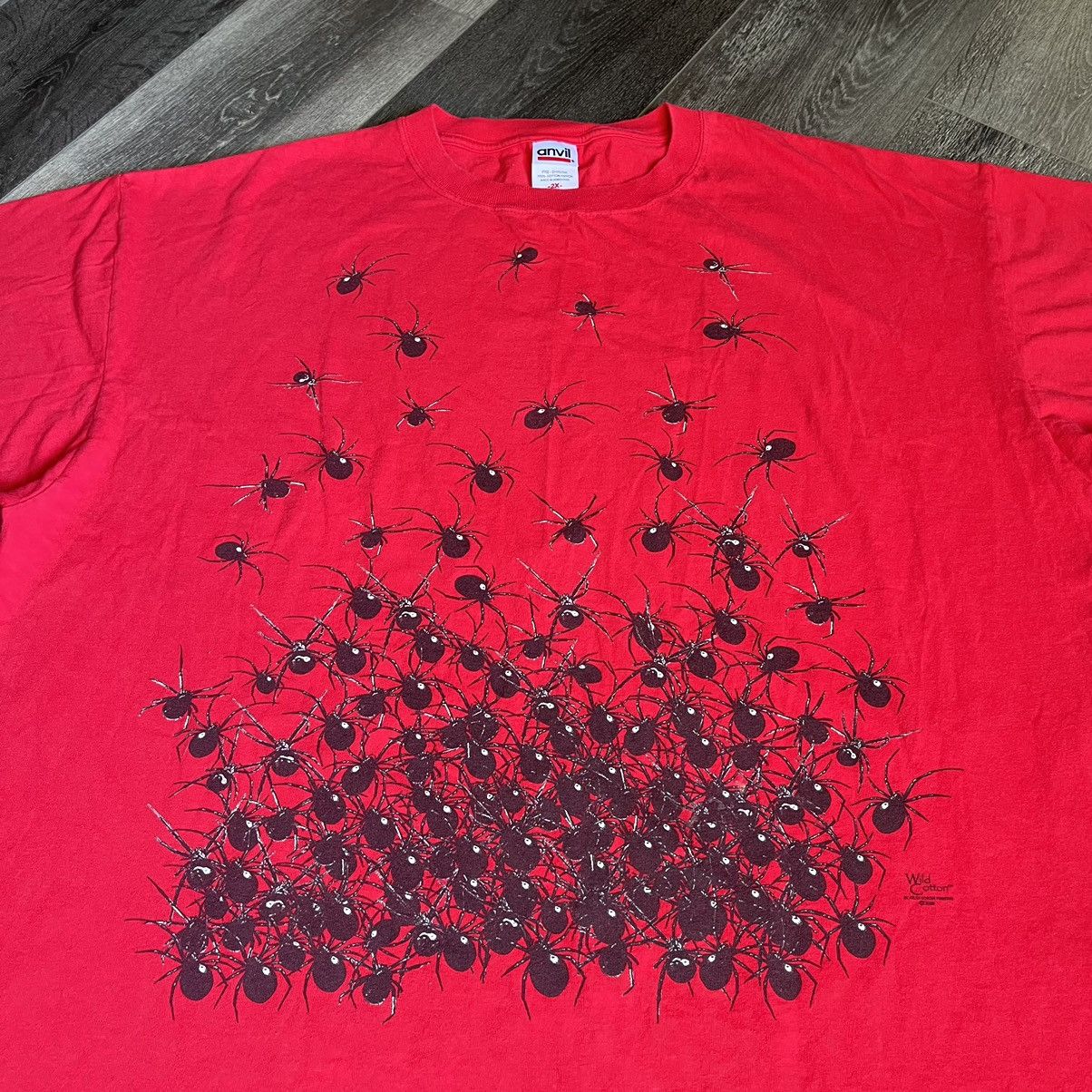 Vintage Vintage 2000s Spider Black Widow All Over Print Graphic Tee Size US XXL / EU 58 / 5 - 3 Thumbnail