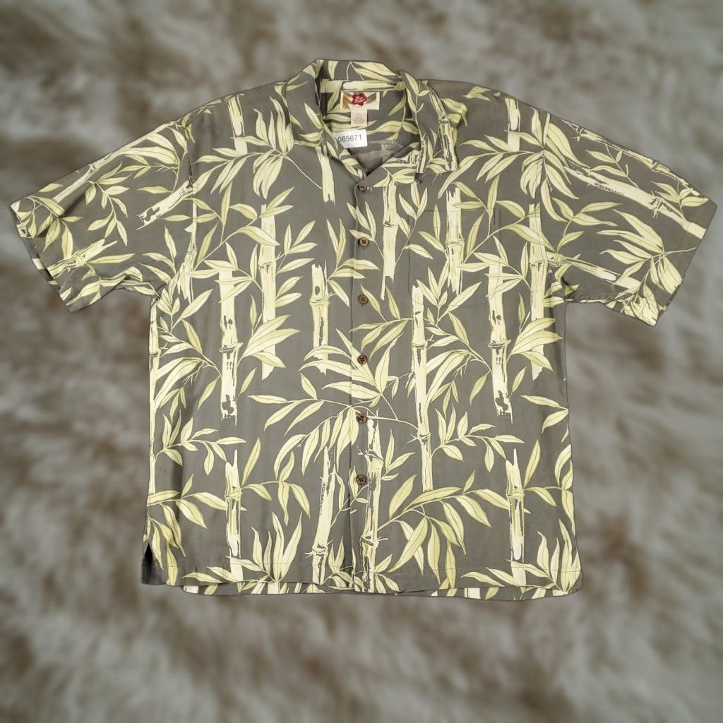 Hilo Hattie Hilo Hattie Shirt Mens Large Gray Bamboo Print Silk Hawaiian Button Up Size US L / EU 52-54 / 3 - 1 Thumbnail
