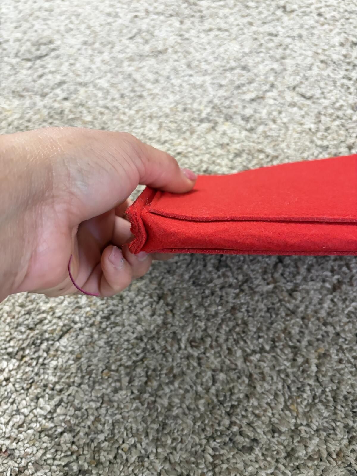 Other Red Felt Travel Jewelry or purse Organizer Size ONE SIZE - 5 Thumbnail