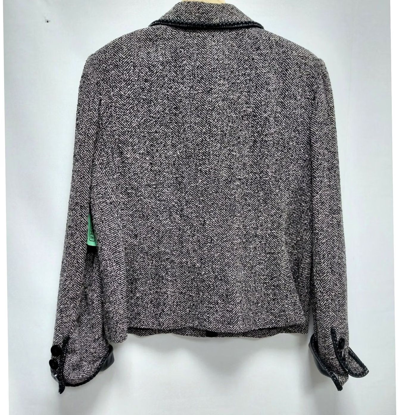 Vintage VINTAGE Carlisle Wool Blend Boucle Jacket Black Herringbone Long Sleeve Size 14 Women Boy? No Size XL / US 12-14 / IT 48-50 - 2 Thumbnail