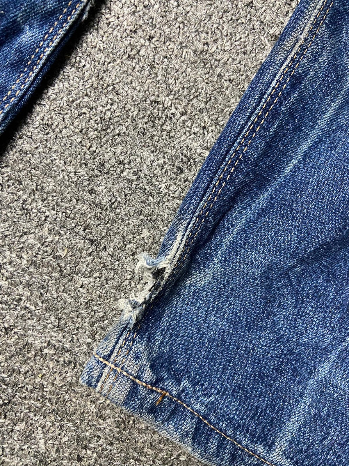 Edwin Exclusive Vintage Edwin Distressed Jeans (168) Size US 35 - 9 Thumbnail