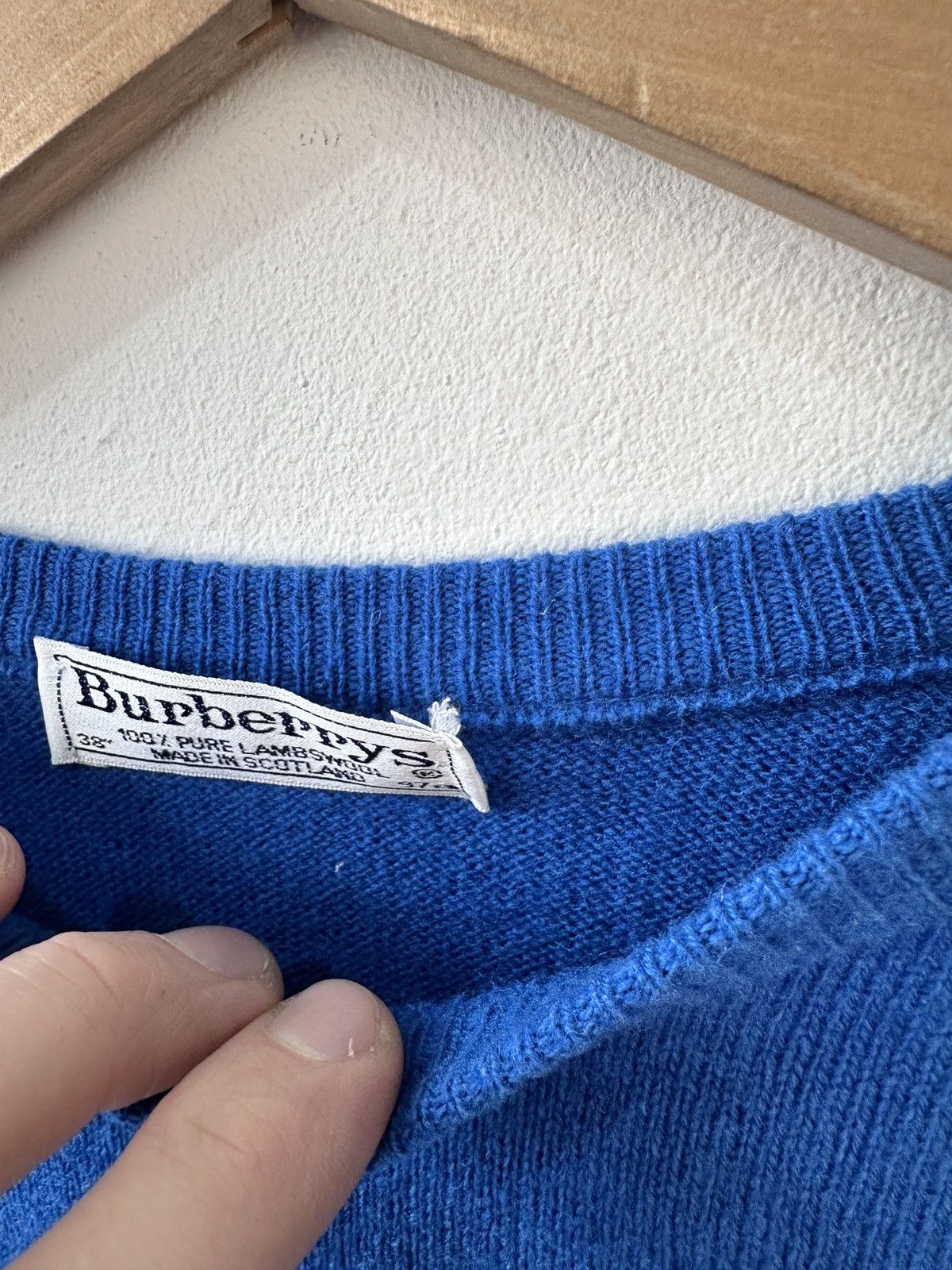 Burberry Authentic Burberrys' Crew Neck Jumper 100% Pure Lambswool Size US M / EU 48-50 / 2 - 8 Thumbnail