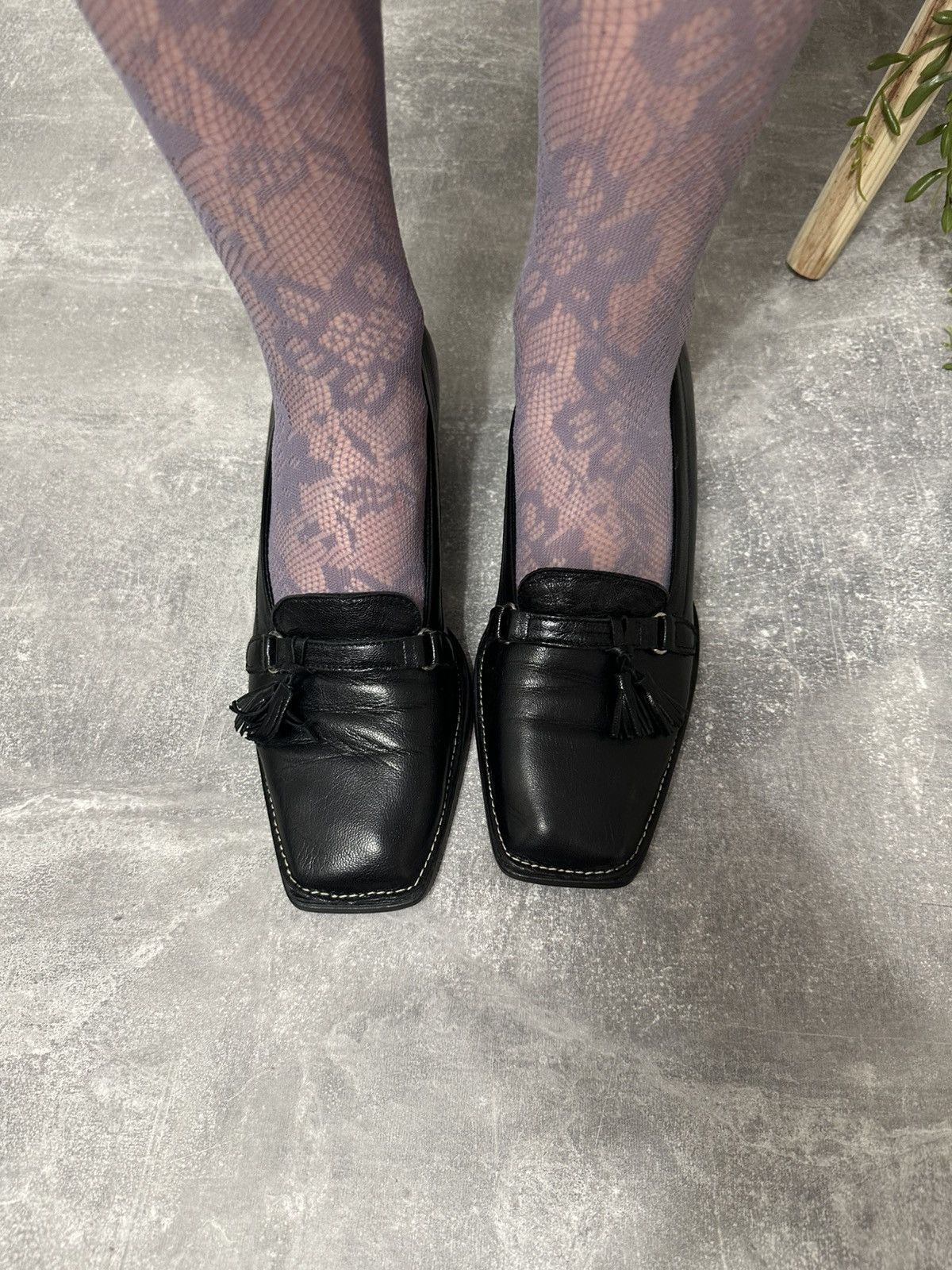 Other Vintage Black Leather Loafers with Tassels – Square Toe Size US 10 / IT 40 - 5 Thumbnail
