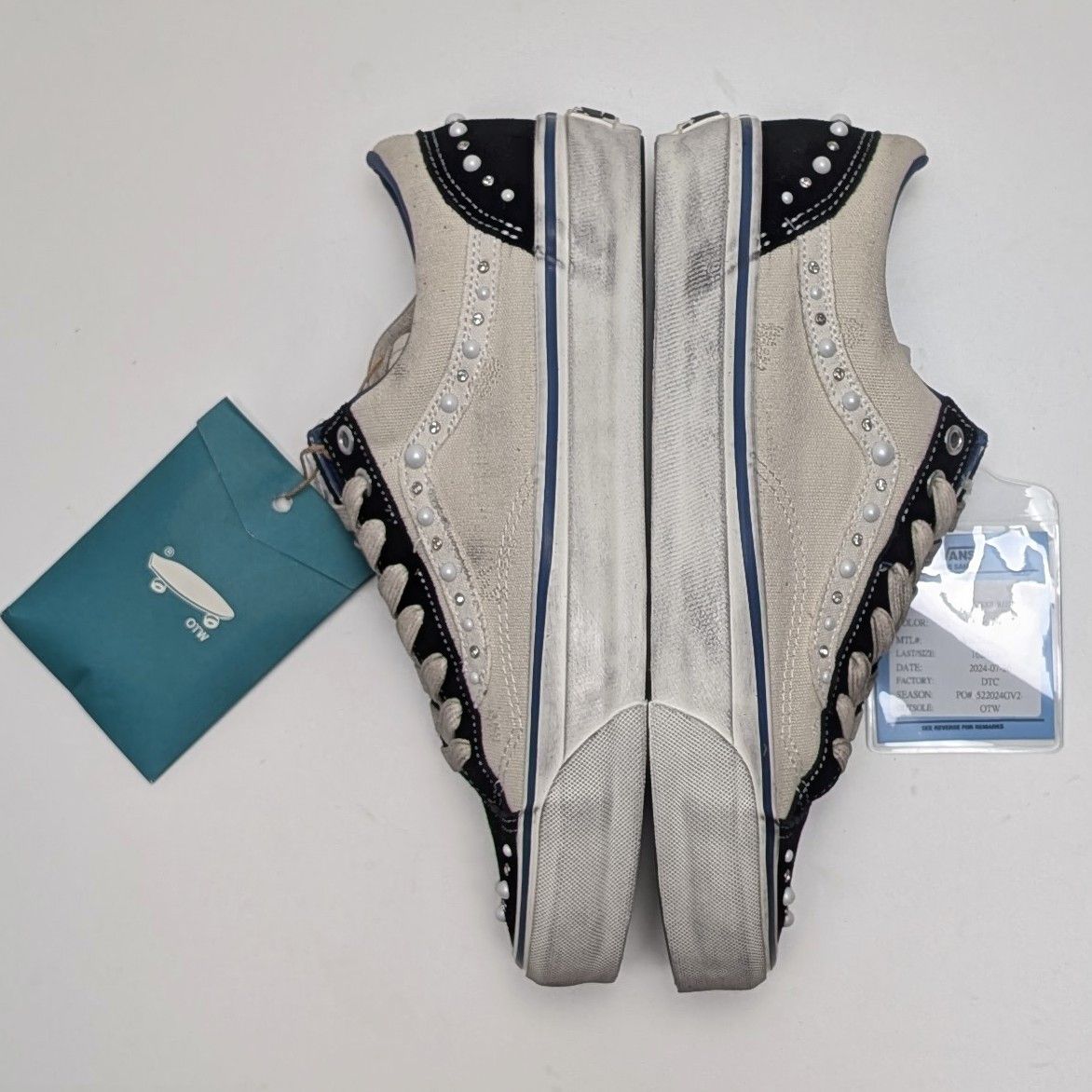 Satoshi Nakamoto × Vans Satoshi Nakamoto x Vans Skool SAMPLE SZ 9 Pearlized marsh Size US 9 / EU 42 - 8 Thumbnail