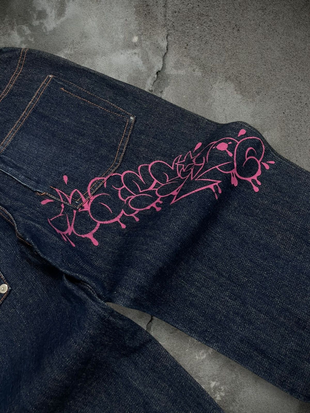 Japanese Brand Vintage Og 1990s Japan Designer Octopus Graffiti Baggy Denim Size US 31 - 16 Thumbnail
