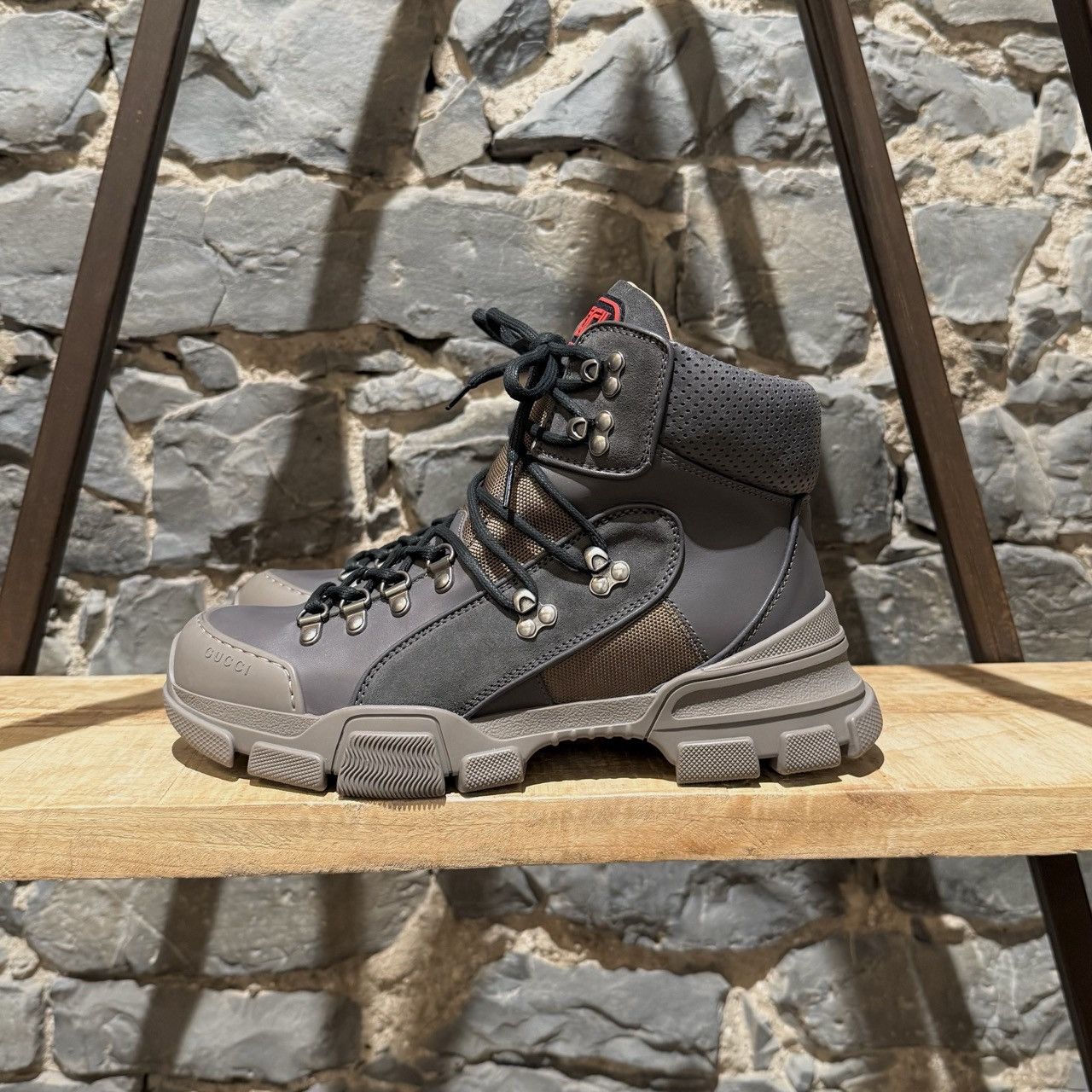 Gucci Gucci Graphite Grey Suede Flashtrek Hiking Boots Size US 8 / EU 41 - 7 Thumbnail